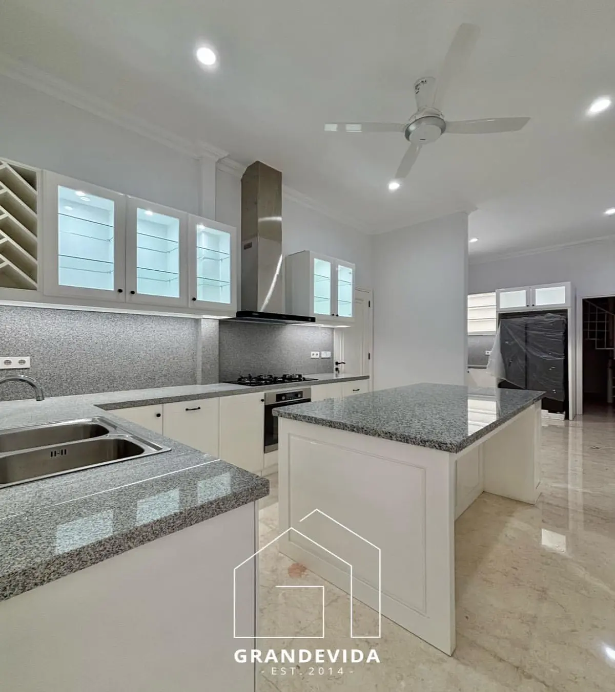 Jual Rumah Cilandak Siap Huni