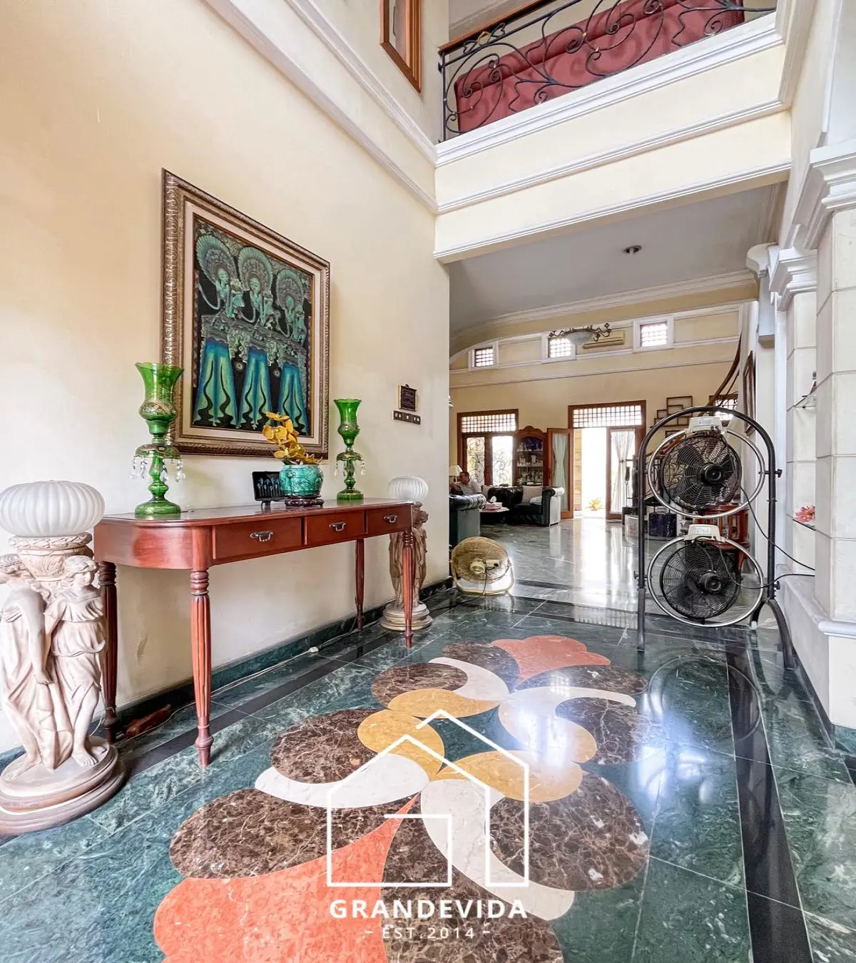 Rumah dijual di Pancoran Jakarta Selatan - Rumah Dijual Pancoran Jakarta Selatan (tampak samping)