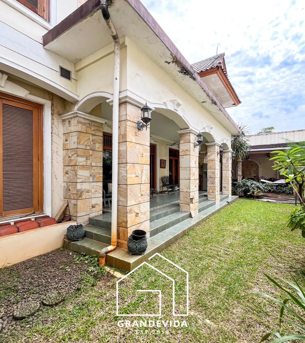 Rumah dijual di Pancoran Jakarta Selatan - Rumah Dijual Murah Pancoran Jakarta Selatan (kamar mandi)