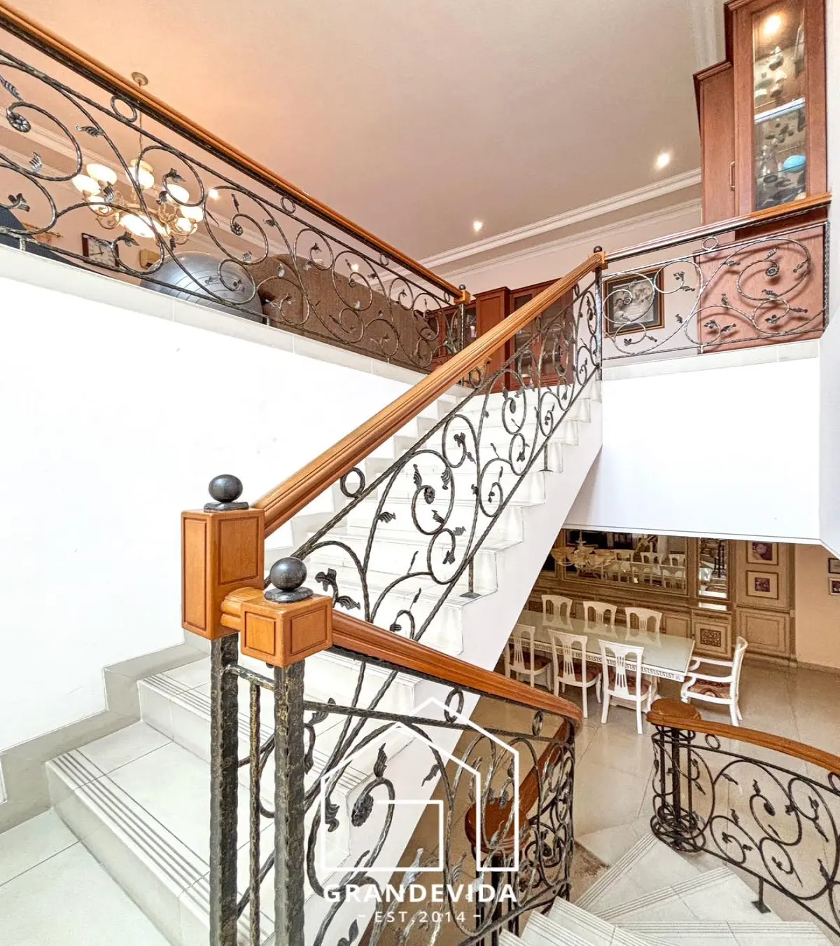 Rumah dijual di kebayoran baru jakarta selatan - Rumah dijual Murah Kebayoran Baru Jakarta Selatan 2 Lantai Siap Huni (kamar tidur)