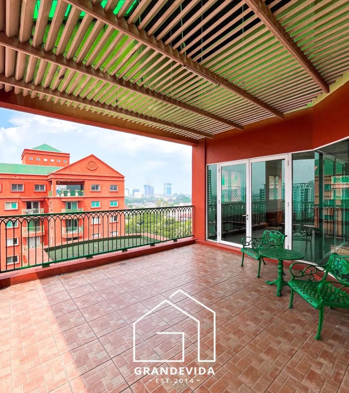 Rumah dijual di Pondok Indah Jakarta Selatan - Apartemen Dijual Green View Pondok Indah (kamar mandi)