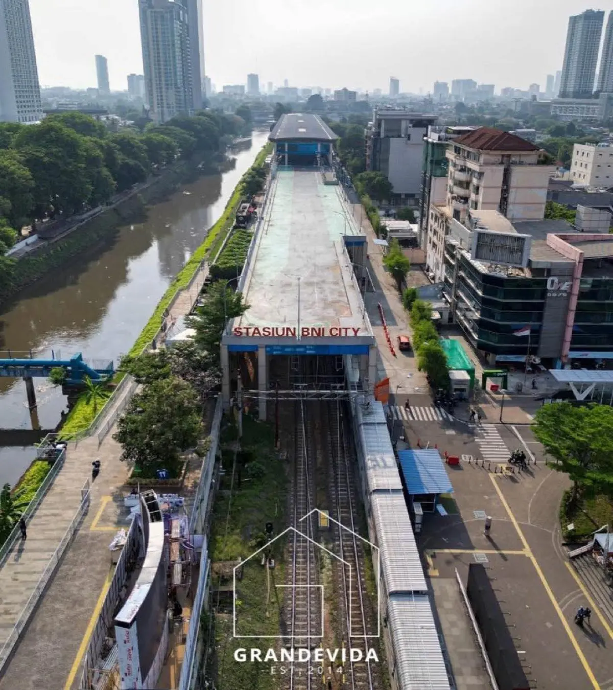 Rumah dijual di Jakarta Pusat - Office Dijual Jakarta Pusat (kamar mandi)