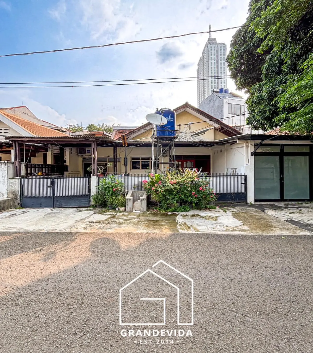 Rumah dijual di Kebayoran Baru Jakarta Selatan - Rumah Dijual Murah Kebayoran Baru Jakarta Selatan dalam Komplek Hitung Tanah