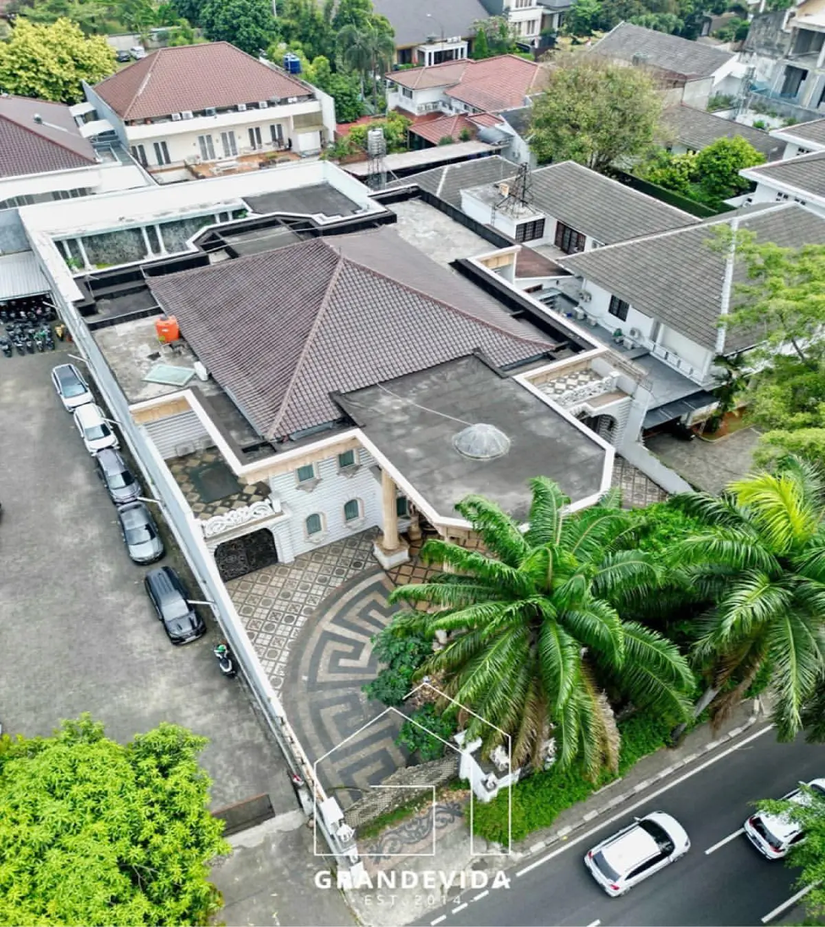 Rumah dijual di Pondok indah Jakarta Selatan - Jual Rumah Pondok Indah Jakarta Selatan | Design European Classic