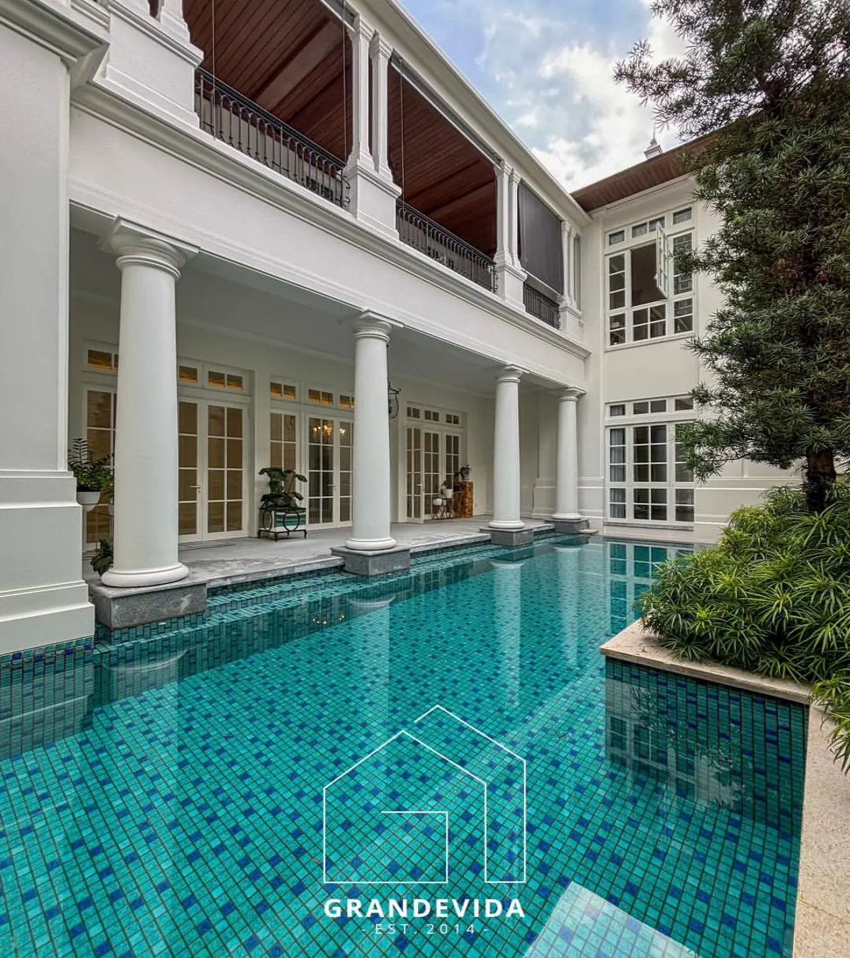 Rumah dijual di Kuningan Jakarta Selatan - Jual Rumah Kuningan Jakarta Selatan American Classic