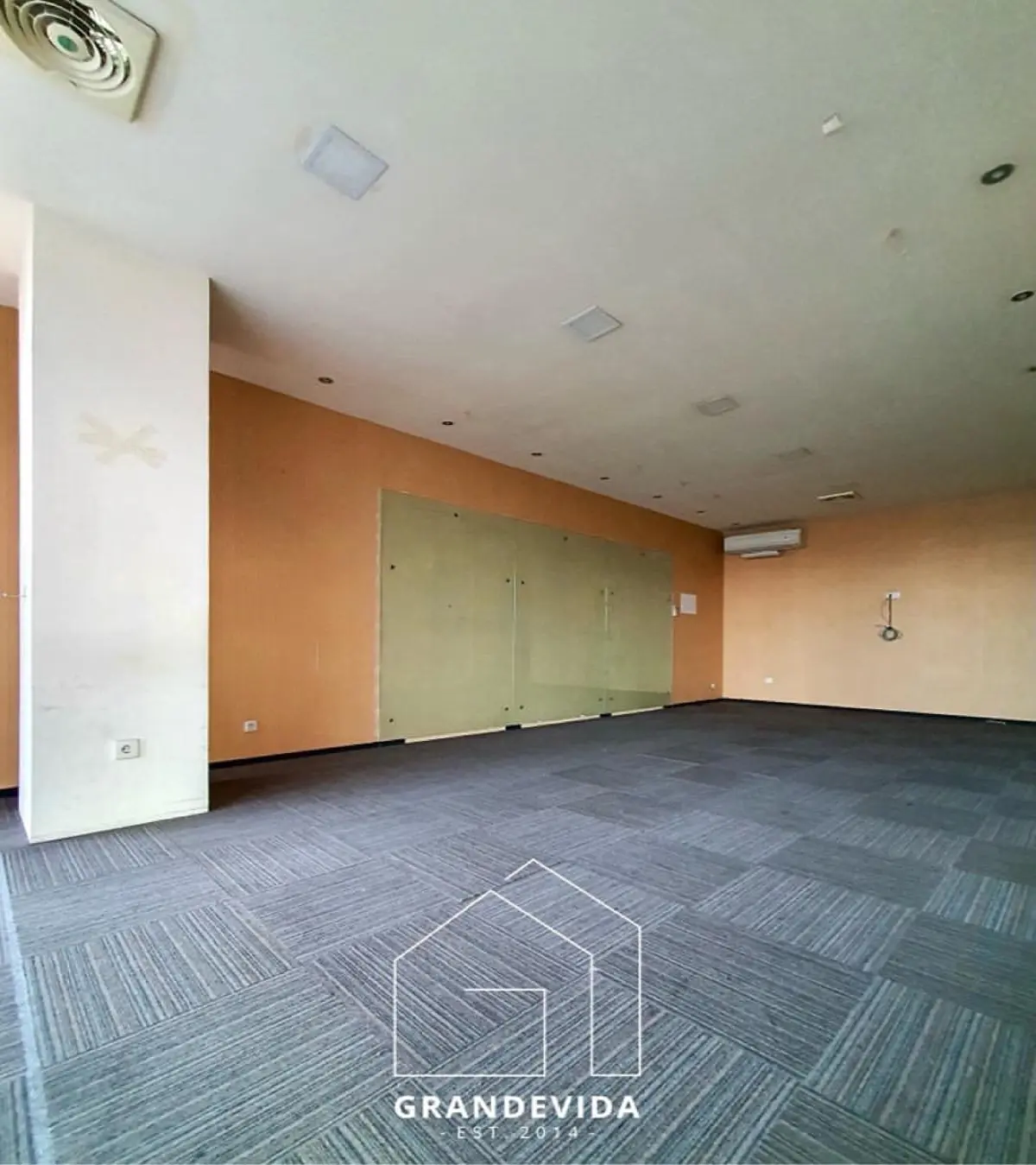 Rumah dijual di Kebayoran Baru Jakarta Selatan - Dijual Mini Building Kebayoran Baru Jakarta Selatan Siap Pakai (tampak samping)