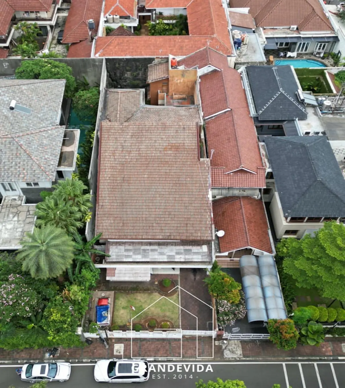 Rumah dijual di Menteng Jakarta Pusat - Rumah Dijual Murah Menteng Jakarta pusat cocok untuk bangun ulang