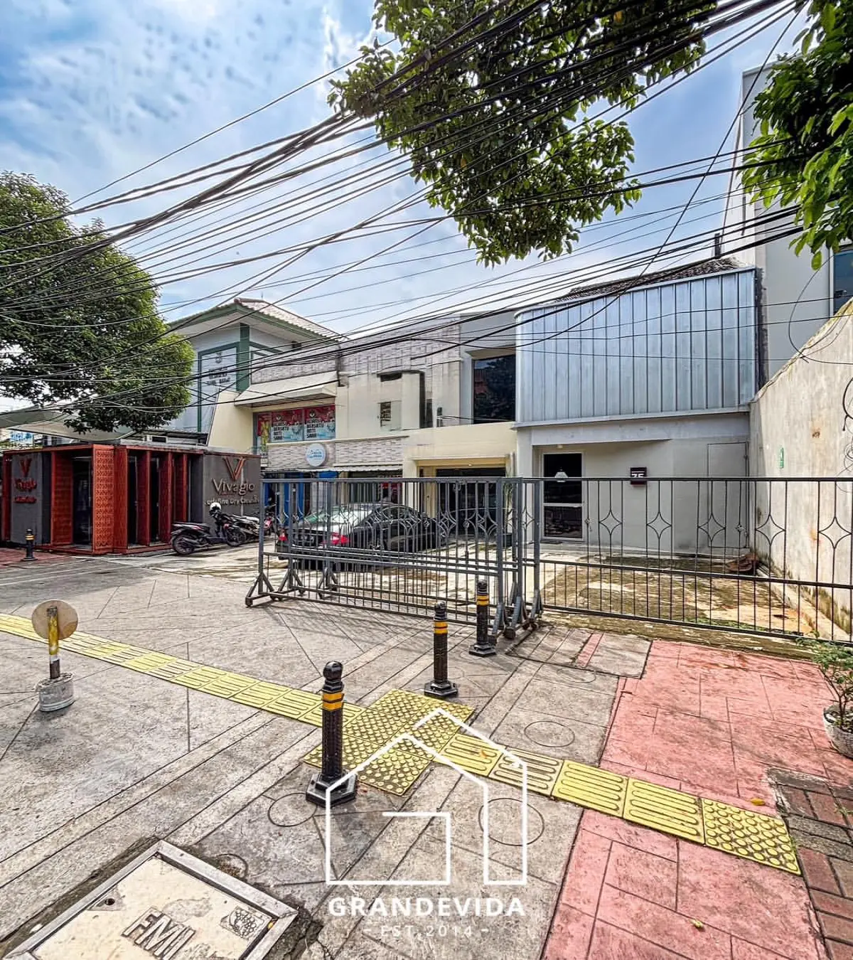 Rumah dijual di Kebayoran Baru Jakarta Selatan - Dijual Commercial Area Kebayoran Baru Jakarta Selatan Lokasi Premium