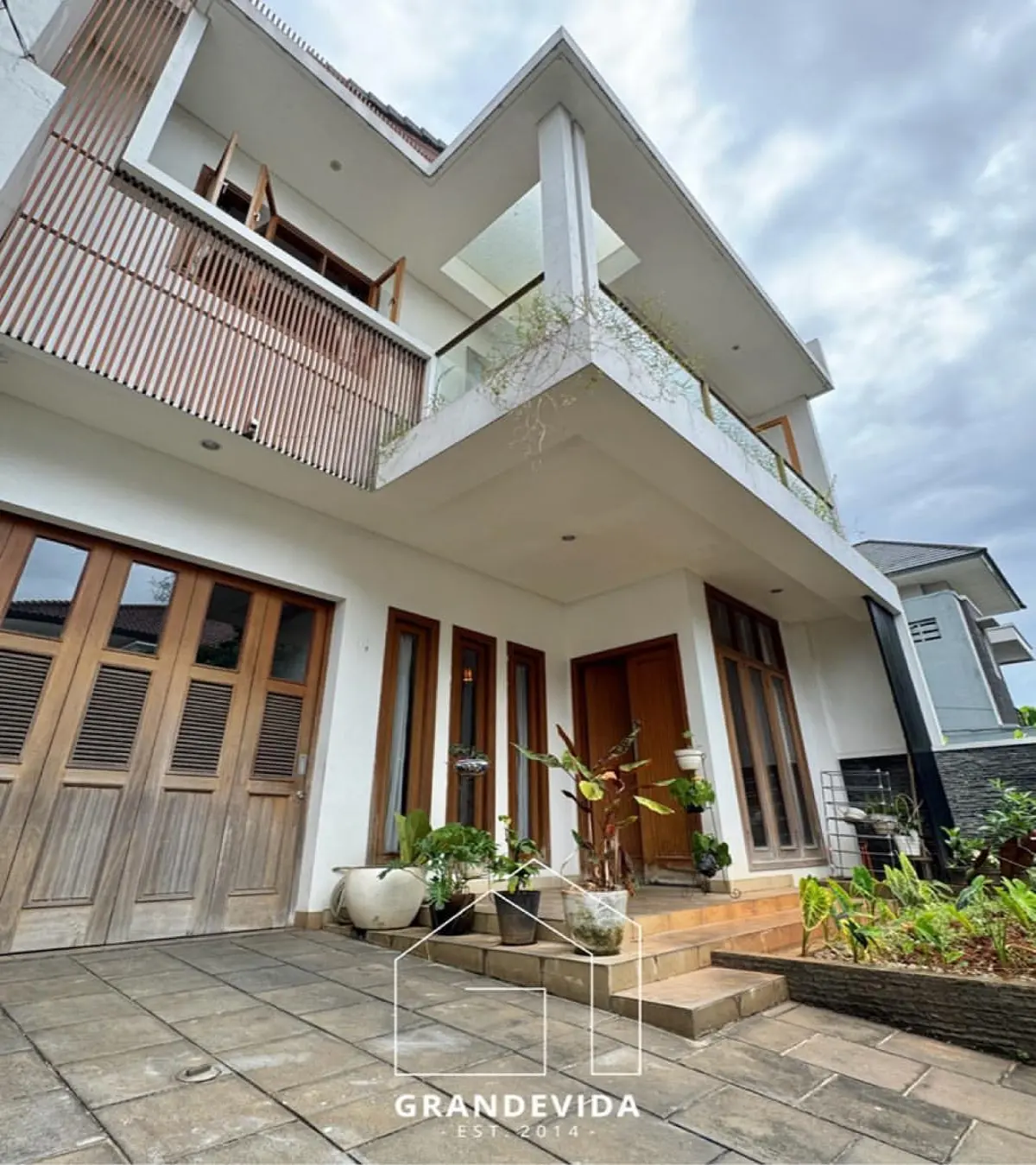 Rumah dijual di pondok indah jakarta selatan - Jual Rumah Pondok Indah Jakarta Selatan Kondisi Terawat