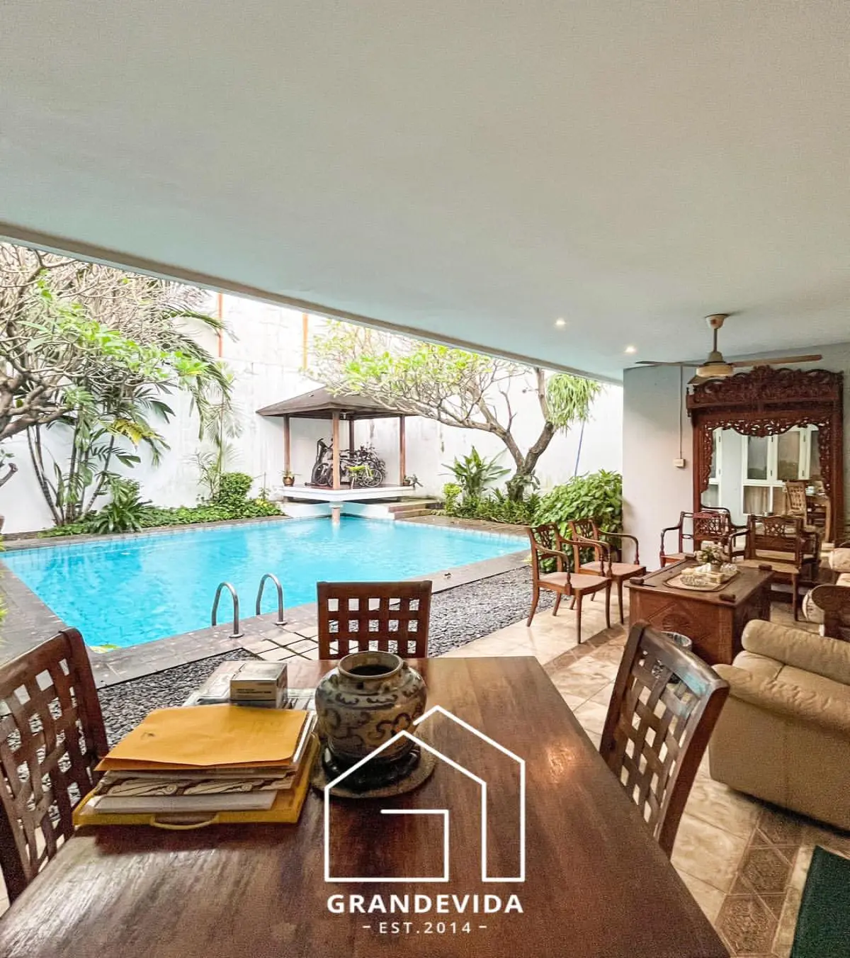 Rumah dijual di Pondok indah Jakarta Selatan - Rumah Mewah Dijual Pondok Indah Jakarta Selatan bangunan 1 lantai