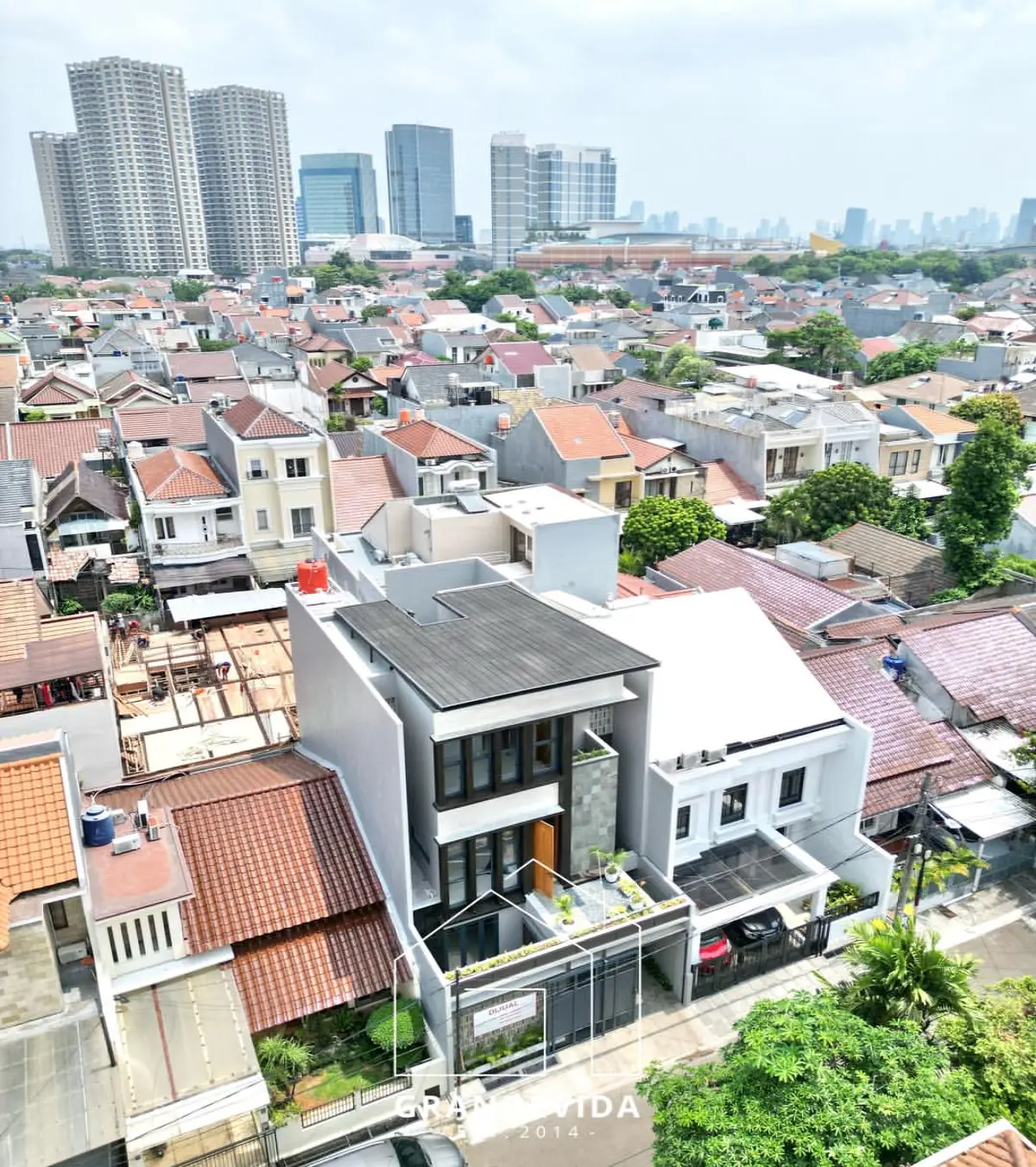 Rumah dijual di Pondok indah Jakarta Selatan - Dijual Rumah Pondok Indah Lokasi Strategis