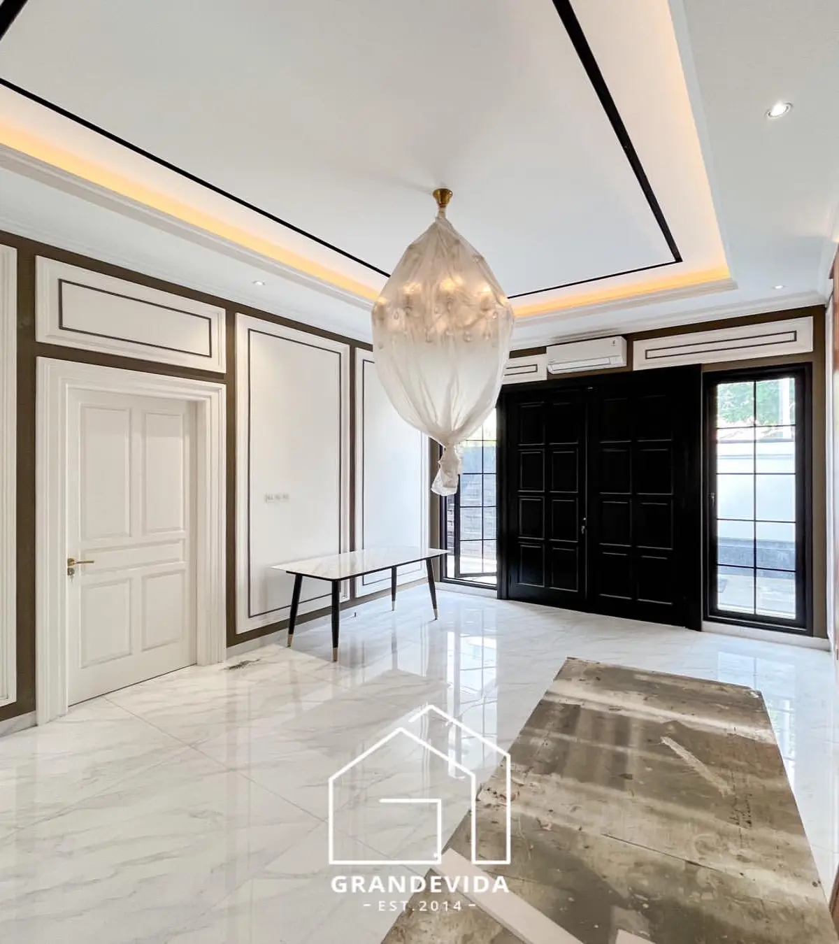 Rumah dijual di Pondok indah Jakarta Selatan - Rumah Dijual di Pondok Indah Jakarta Selatan 2 lantai (tampak samping)