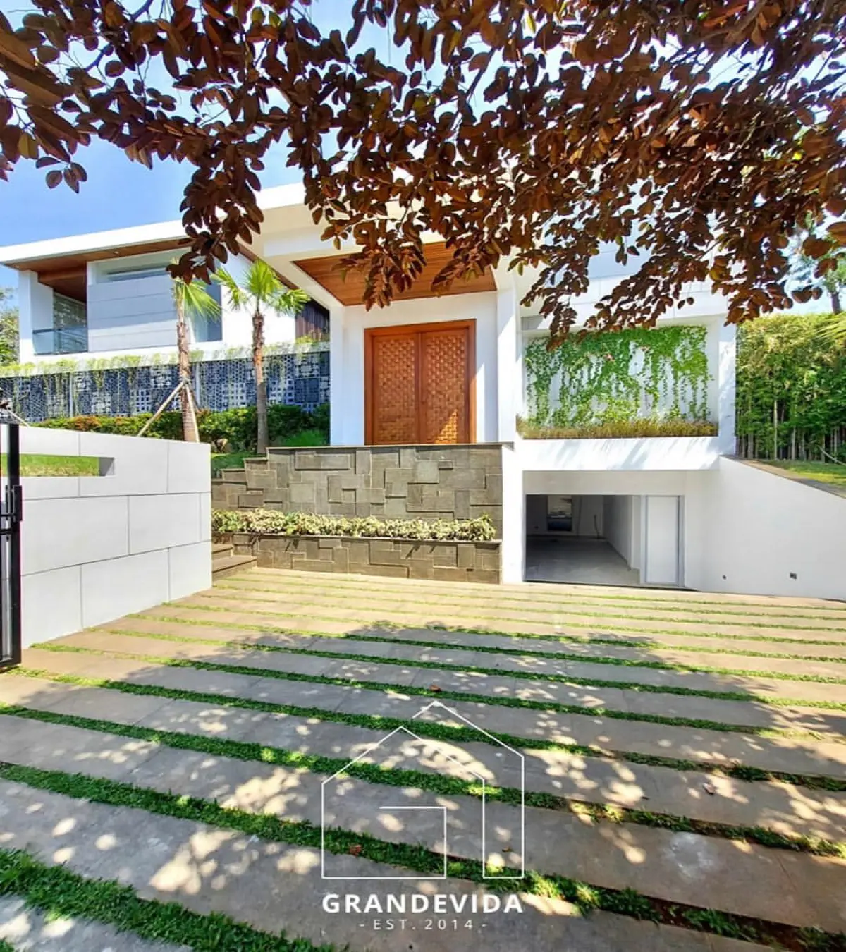 Rumah dijual di Pondok indah Jakarta Selatan - House For Sale Pondok Indah Jakarta Selatan Hook