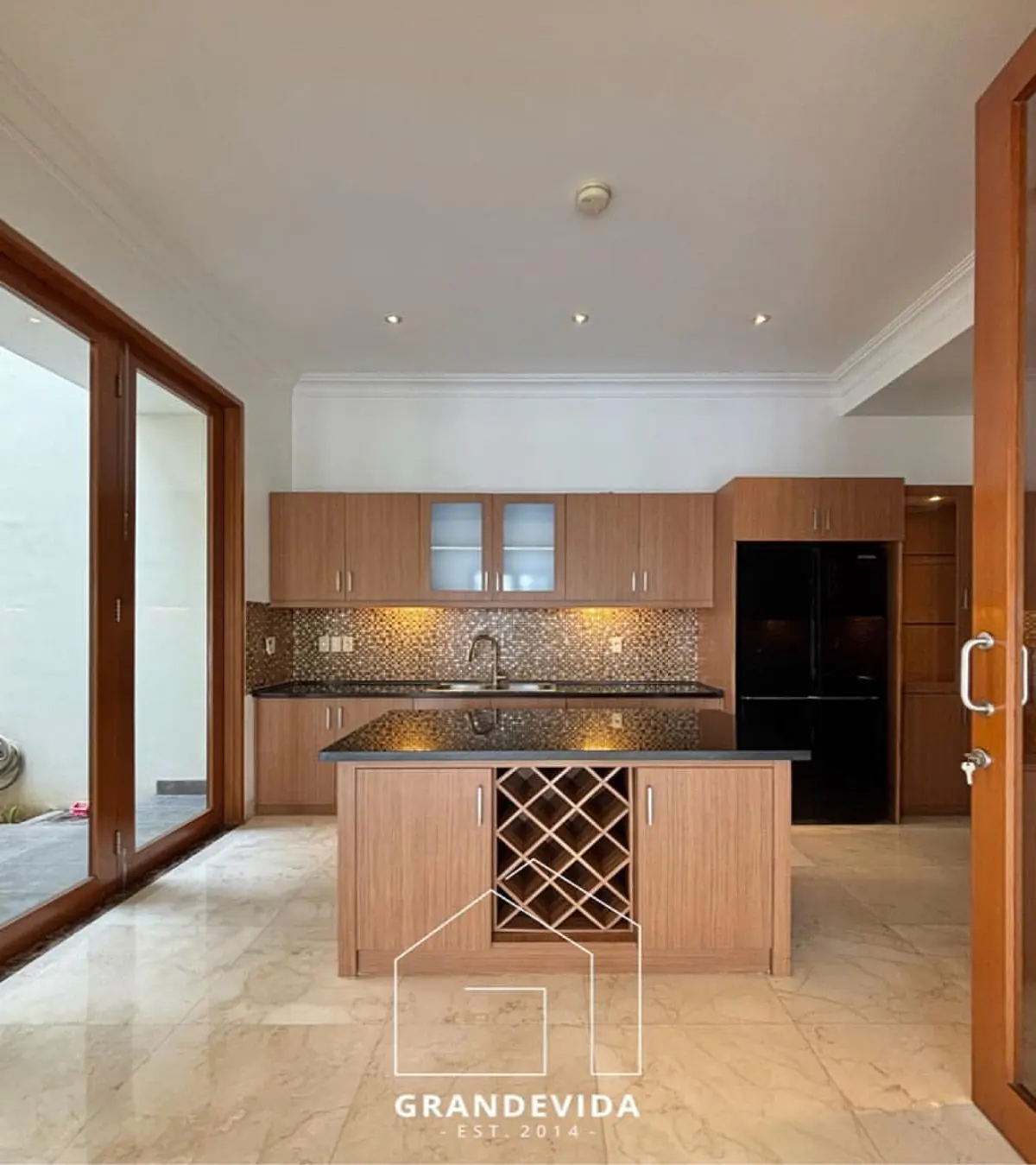 Rumah dijual di Cipete Jakarta Selatan - Rumah Dijual di Cipete Jakarta Selatan Semi Furnished