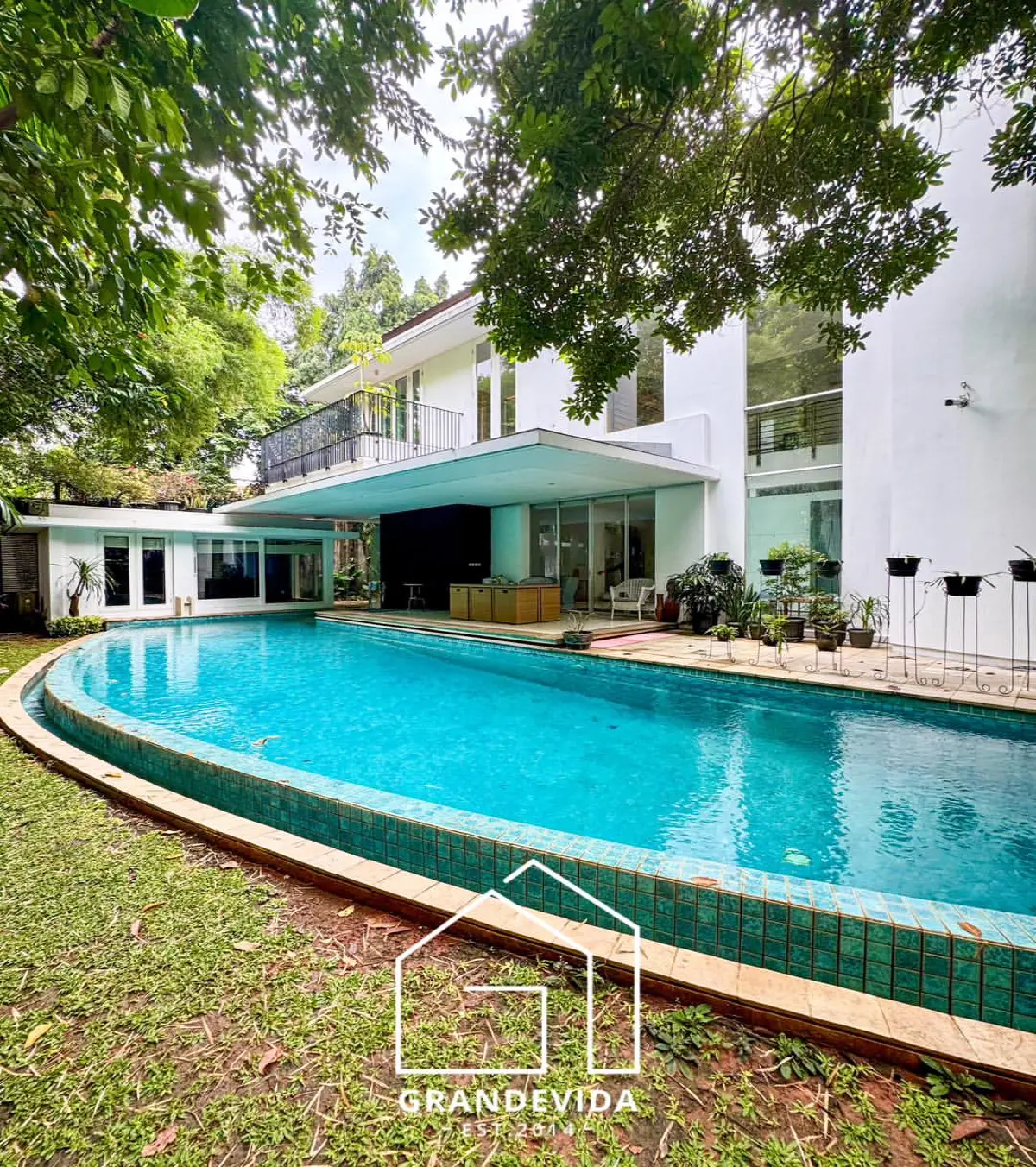 Rumah dijual di Kebayoran Baru Jakarta Selatan - Rumah Dijual Posisi Hook Kebayoran Baru Jakarta Selatan