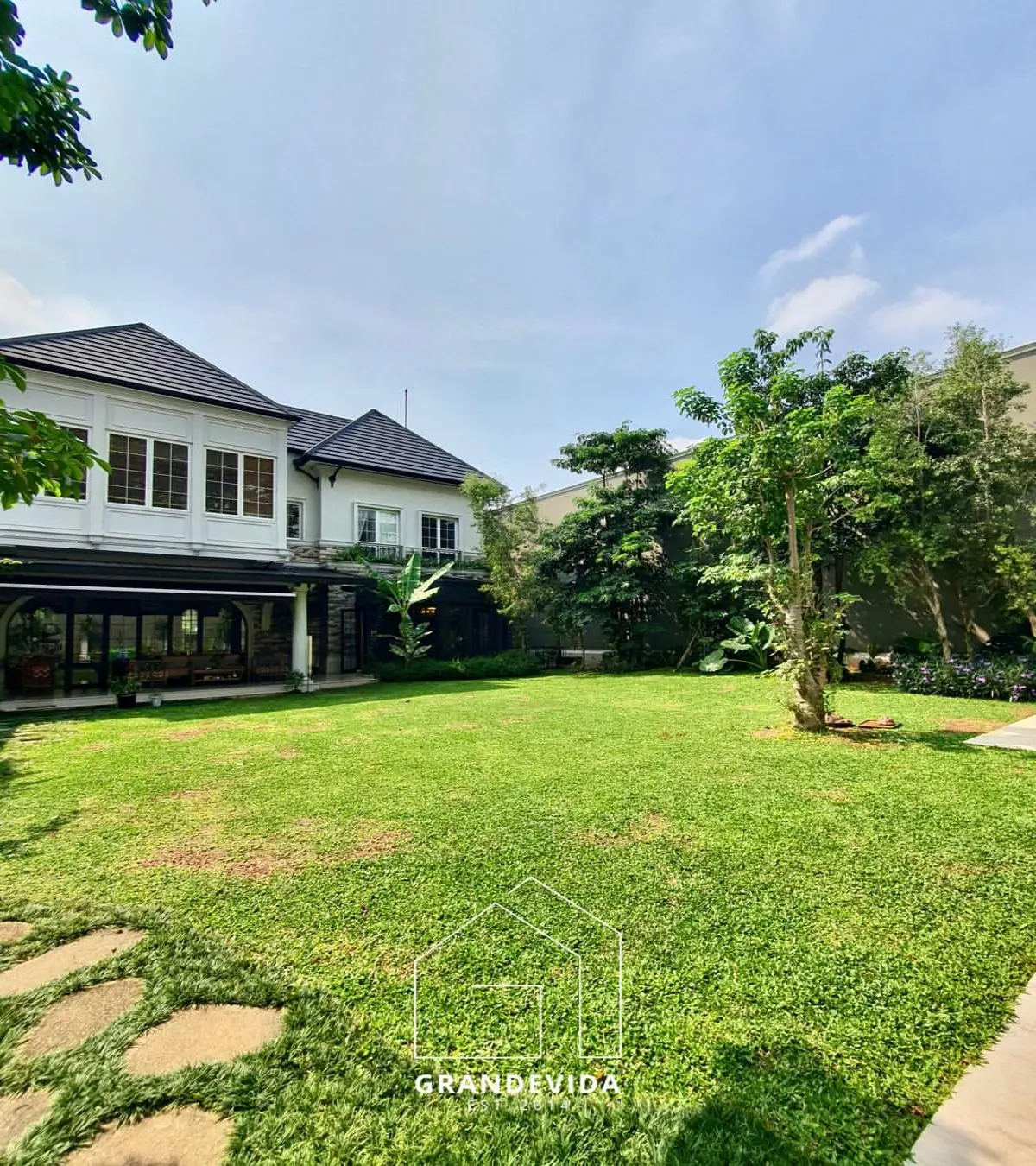 Rumah dijual di Pondok indah Jakarta Selatan - Rumah Mewah Dijual Jakarta Selatan Pondok Indah