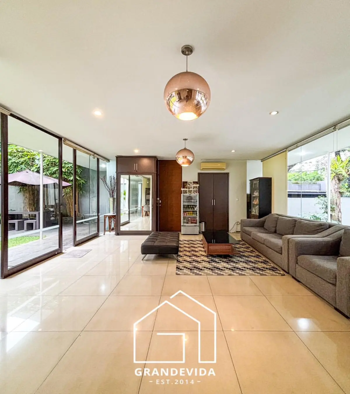 Rumah dijual di Kebayoran Baru Jakarta Selatan - Jual Rumah Jakarta Selatan di Kebayoran Baru Cocok Untuk Usaha