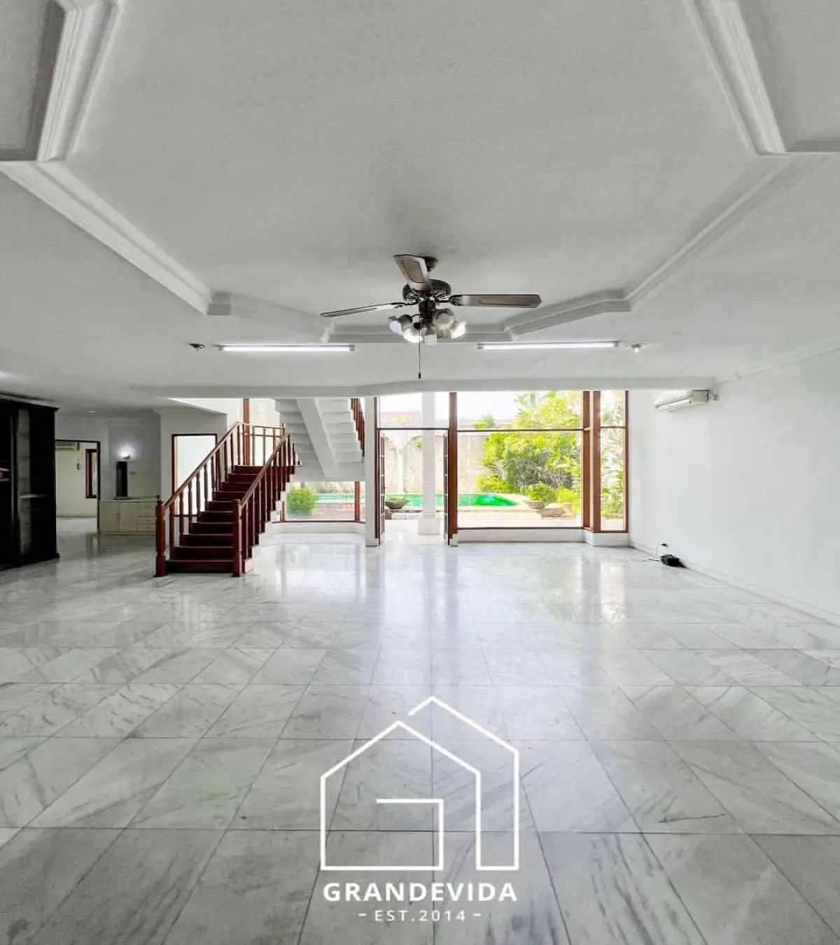 Rumah dijual di Cipete Jakarta Selatan - Rumah Dijual 2 Lantai Cipete Jakarta Selatan (kamar mandi)