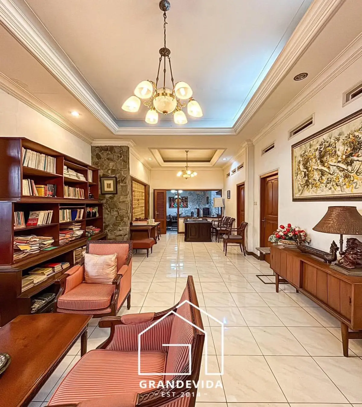Rumah dijual di Setiabudi Kuningan Jakarta Selatan - Jual Rumah Jakarta Selatan Setiabudi Kuningan Jakarta Selatan (tampak depan)