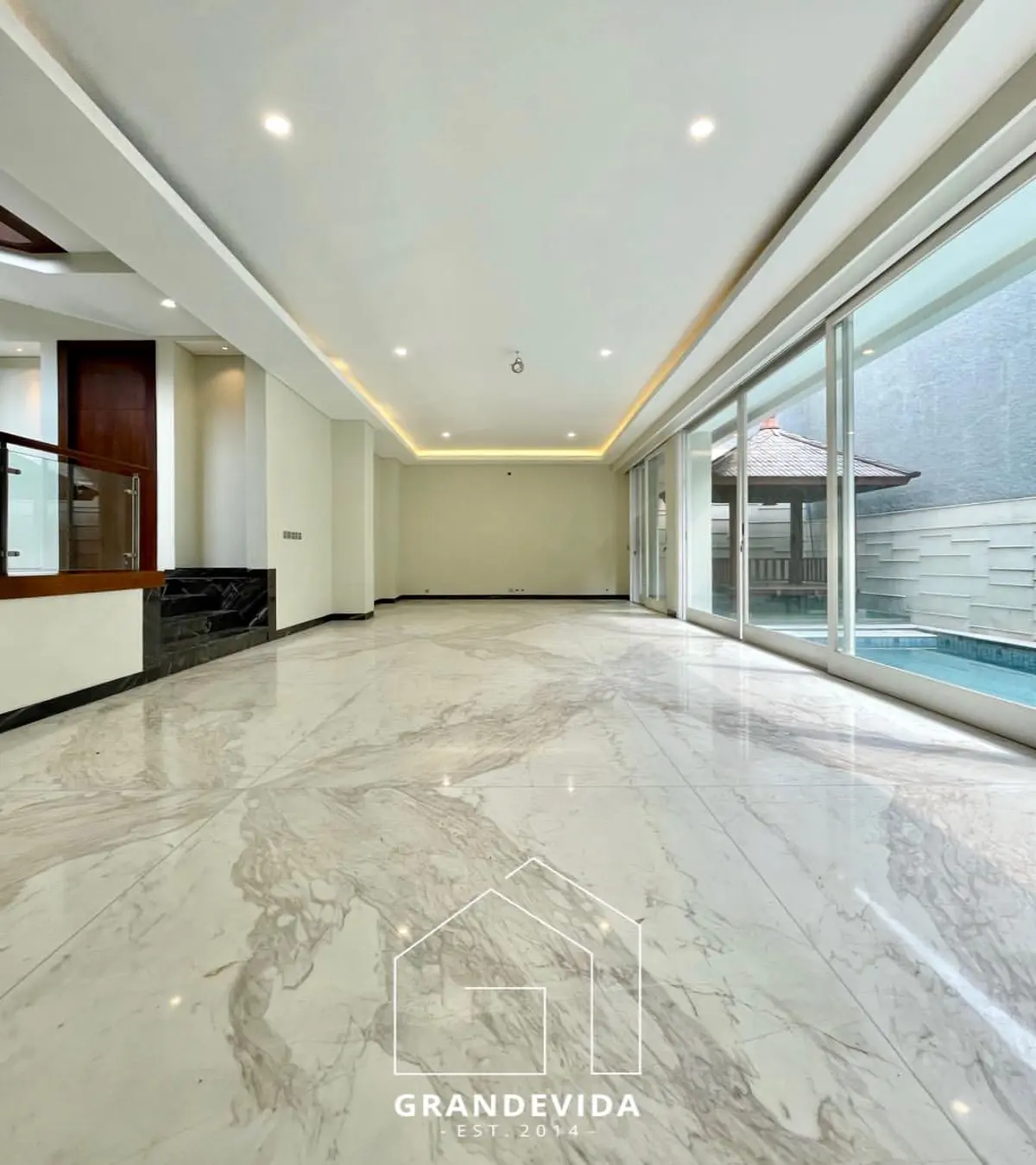 Rumah dijual di Pondok indah Jakarta Selatan - Jual Rumah Pondok Indah Jakarta Selatan Rumah 2 Lantai