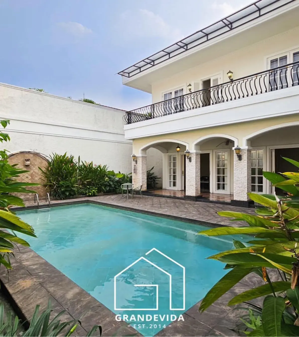 Rumah dijual di Pondok indah Jakarta Selatan - Hunian Elegan di Pondok Indah Rumah Dijual dengan View Menawan (kamar tidur)