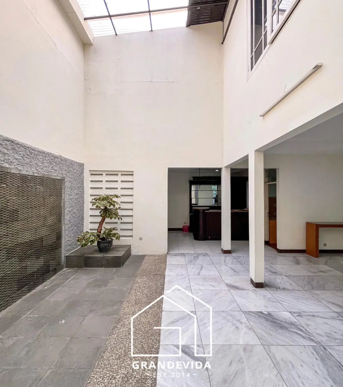 Dijual Cepat! Rumah Strategis Lebak Bulus, Jakarta Selatan