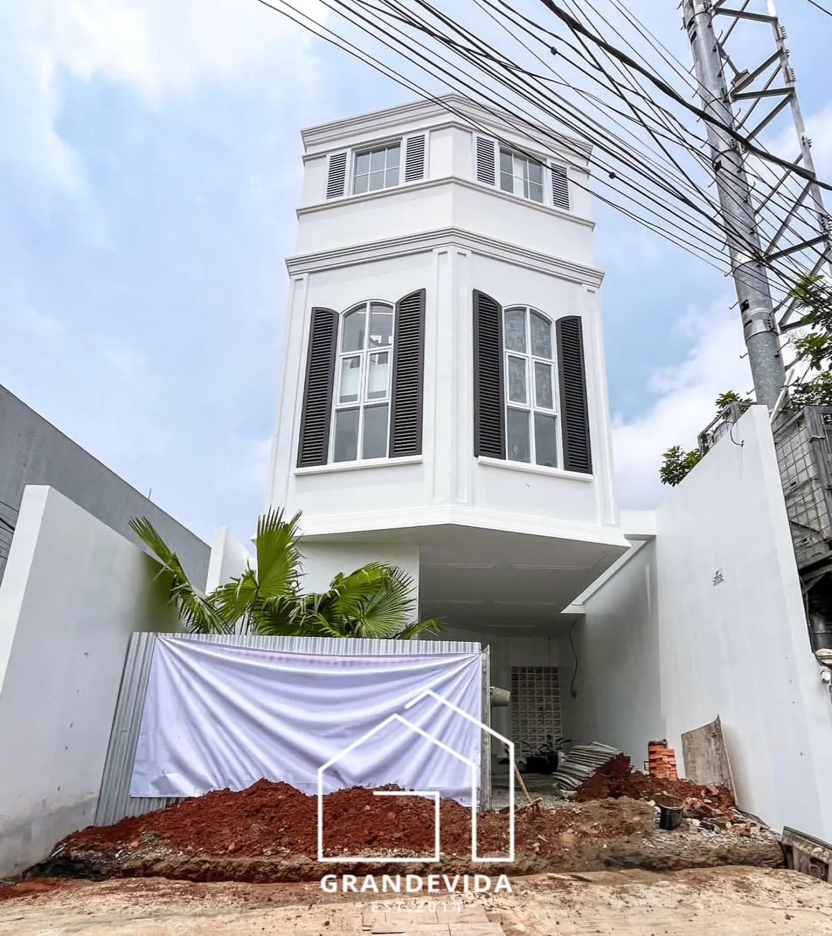 Properti Jual Rumah Kemang Jakarta Selatan Design Mediteranian Lokasi Premium di Kemang Jakarta Selatan