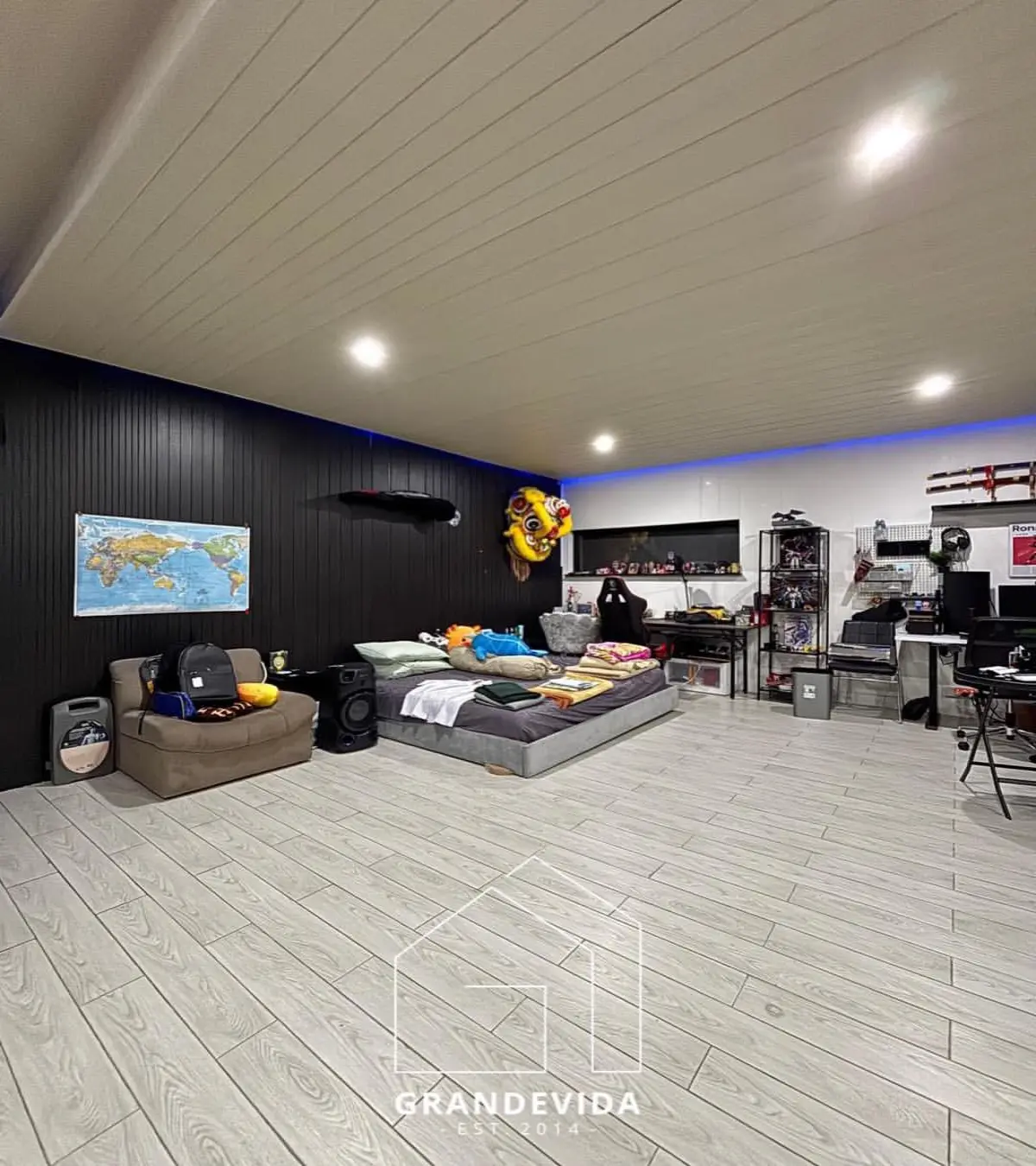 Rumah dijual di Pondok indah Jakarta Selatan - Hunian Idaman di Pondok Indah, Jakarta Selatan Rumah Siap Huni Modern (ruang tamu)