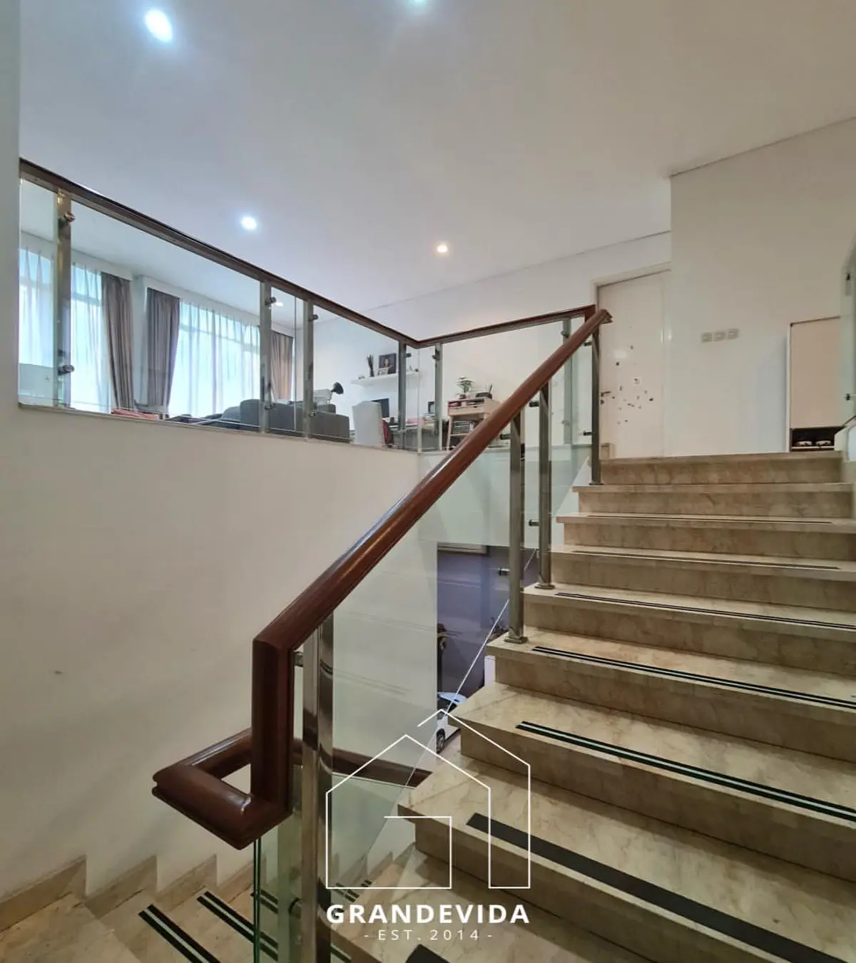 Rumah dijual di Cipete Jakarta Selatan - Rumah Dijual di Townhouse Cipete, Jakarta Selatan - Lokasi Strategis (kamar mandi)