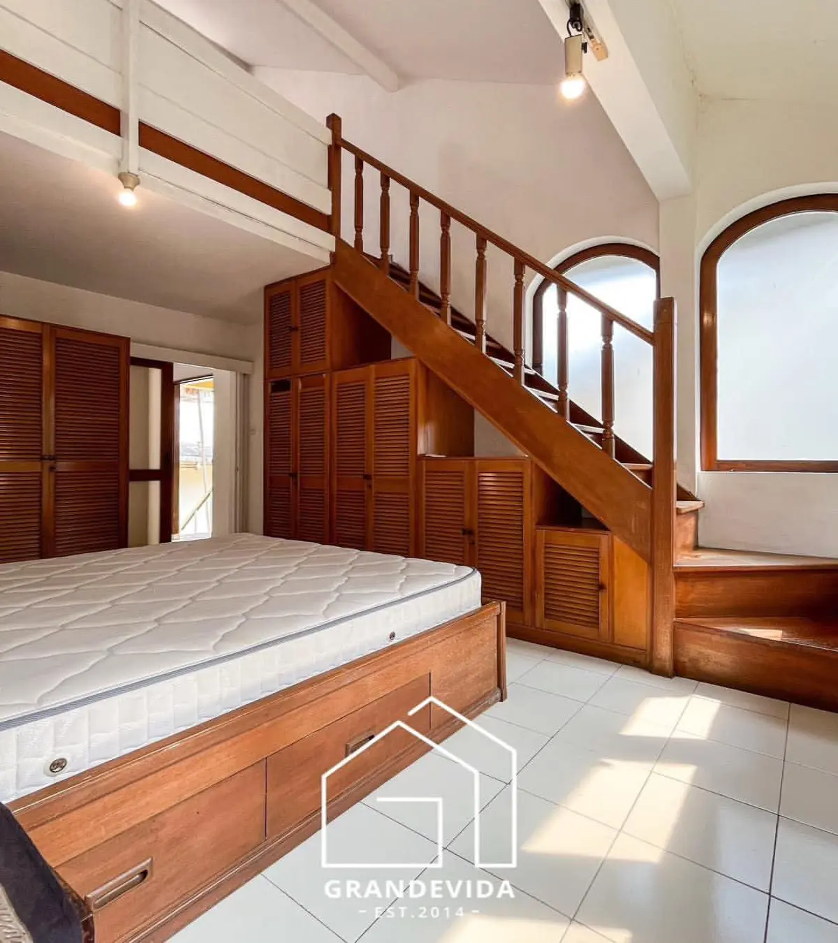 Rumah dijual di Cipete Jakarta Selatan - Jual Rumah Cipete Jakarta Selatan Desain Modern, Lingkungan Asri (kamar tidur)