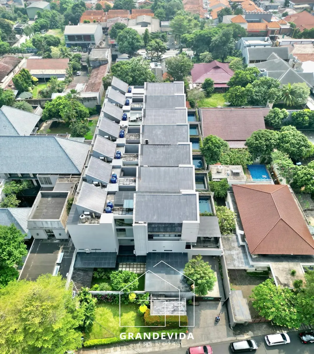 Rumah dijual di Cipete Jakarta Selatan - Rumah Dijual Gaharu Cipete (tampak samping)