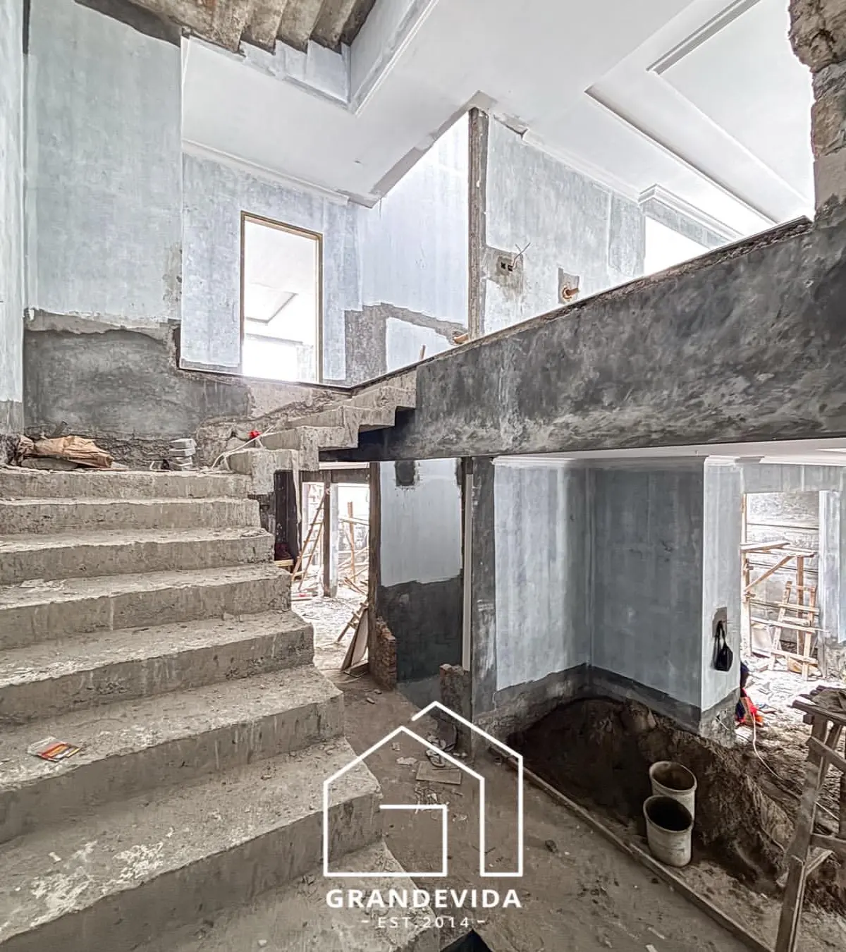 Rumah dijual di Cilandak Jakarta Selatan - Jual Rumah Cilandak Jakarta Selatan Lokasi Strategis & Akses Mudah (tampak samping)