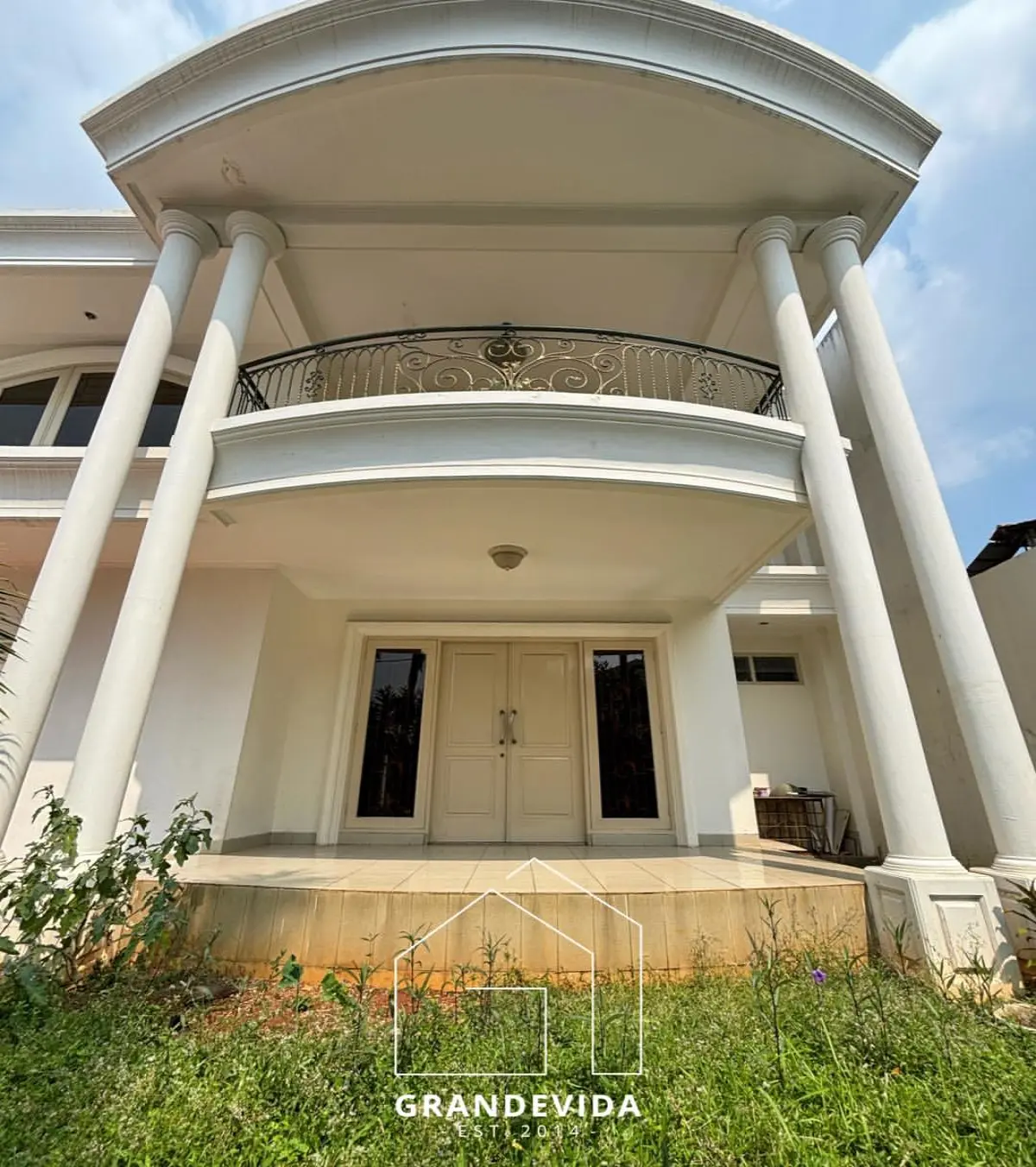 Rumah dijual di Cipete Jakarta Selatan - Jual Rumah Mewah Siap Huni di Cipete, Jaksel Harga Terbaik! (tampak samping)