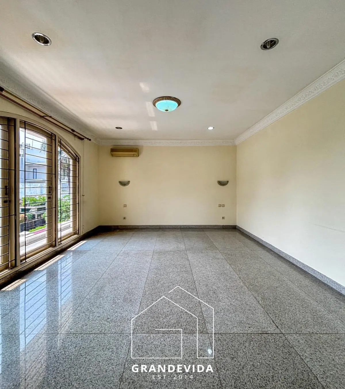 Rumah dijual di Cipete Jakarta Selatan - Jual Rumah Mewah Siap Huni di Cipete, Jaksel Harga Terbaik! (kamar mandi)