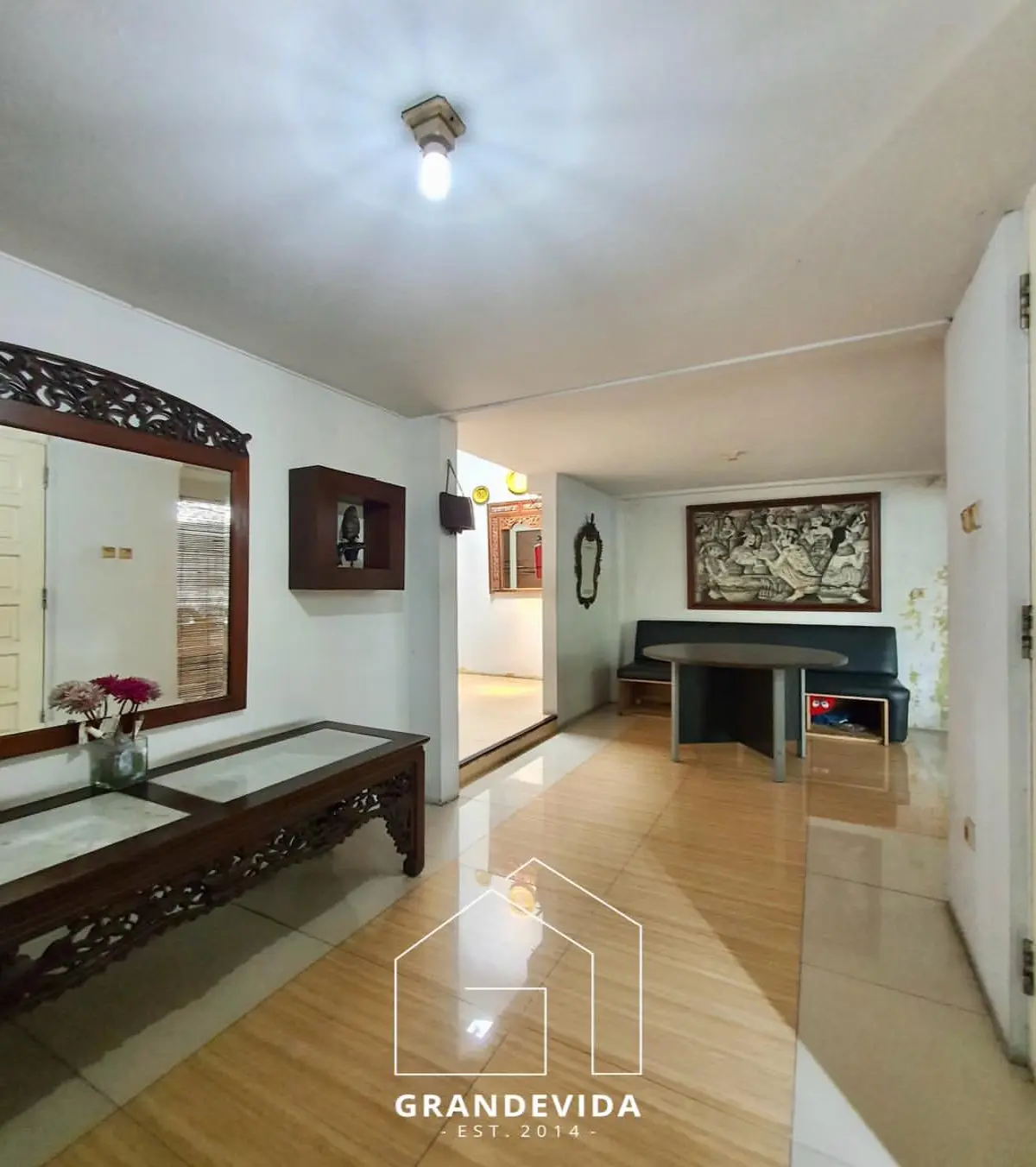 Rumah dijual di Cipete Jakarta Selatan - Rumah Cipete Jakarta Selatan, Rumah Tanah Luas di Pinggir Jalan (ruang tamu)