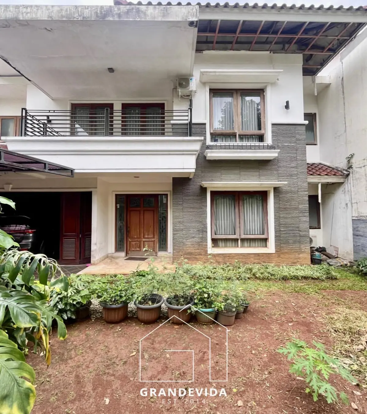 Rumah dijual di Kebayoran Baru Jakarta Selatan - Rumah Mewah Kebayoran Baru Dekat SCBD - Jakarta Selatan (tampak samping)
