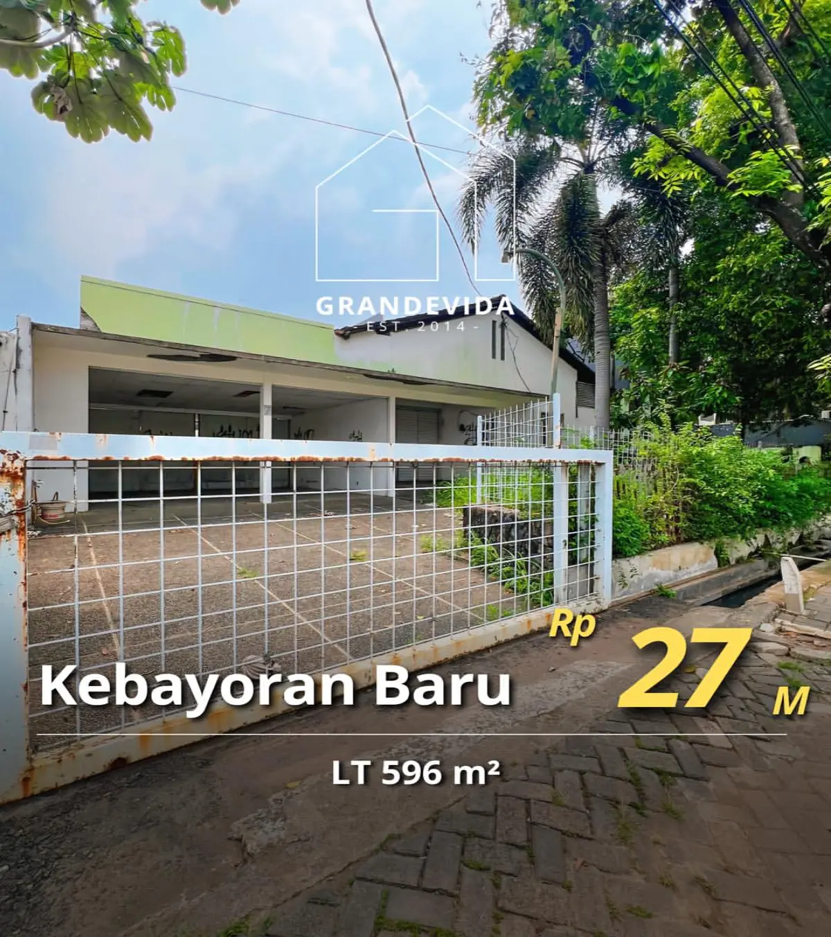 Rumah Tua Hitung Tanah Dijual di Kebayoran Baru