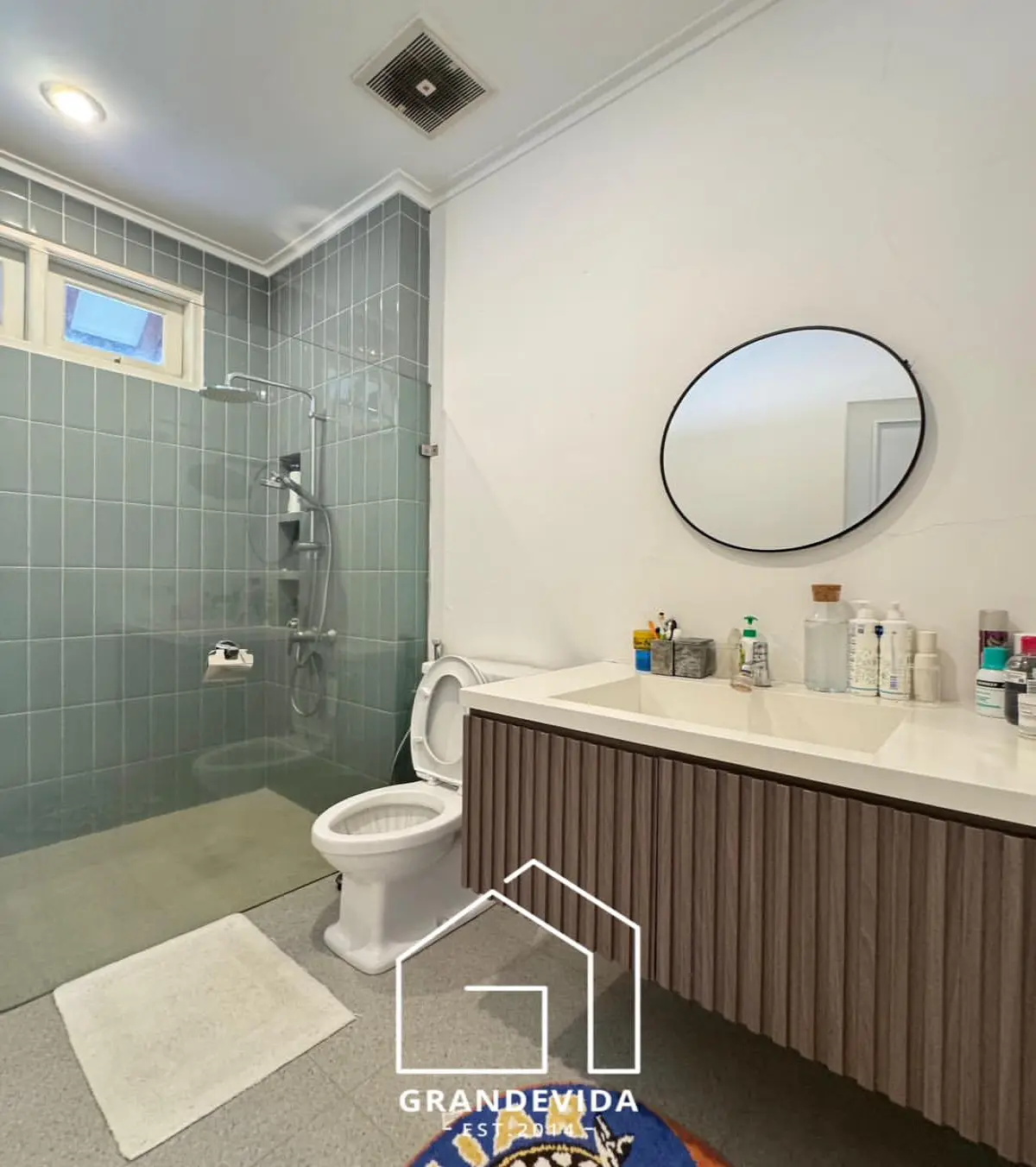 Rumah dijual di Kebayoran Baru Jakarta Selatan - Rumah Dijual Tulodong Kebayoran Baru (kamar mandi)