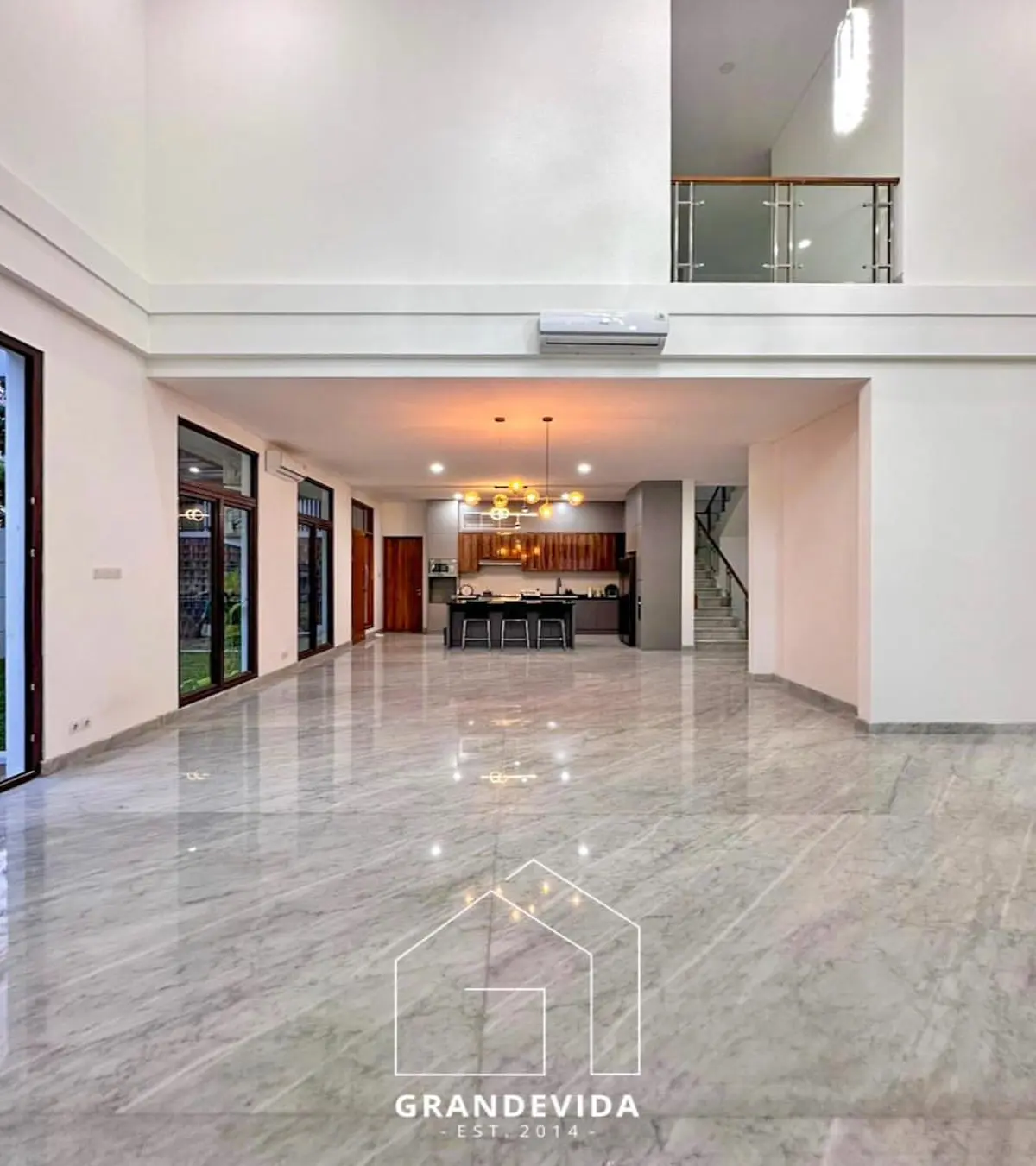 Rumah dijual di Kebayoran Baru Jakarta Selatan - Rumah Dijual di Dempo Kebayoran Baru Jakarta Selatan (ruang tamu)