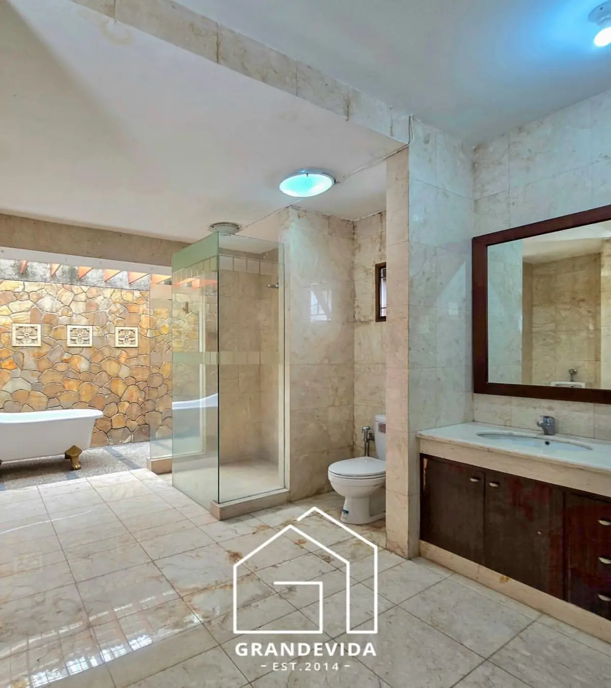 Rumah dijual di Kebayoran Baru Jakarta Selatan - Rumah Dijual Cipete Jakarta Selatan - Private Pool Halaman Luas (kamar tidur)