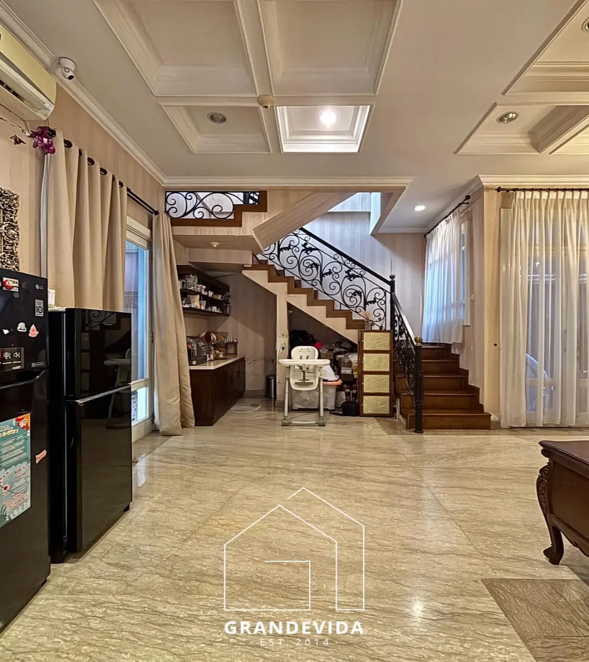 Rumah dijual di Cilandak Jakarta Selatan - Rumah Dijual Cilandak Modern Classic Dalam Komplek (kamar mandi)