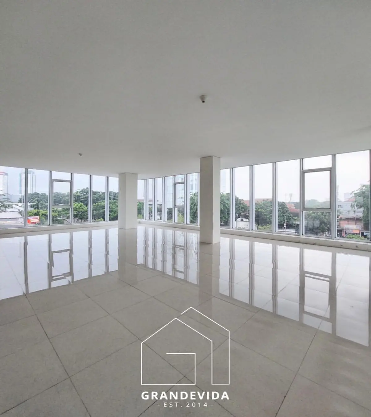 Rumah dijual di Matraman Jakarta Timur - Gedung Dijual di Matraman Jakarta Timur (kamar tidur)
