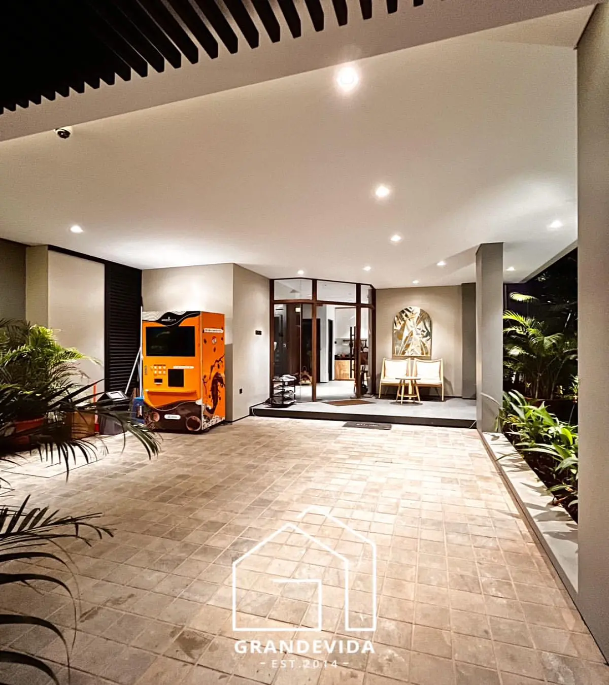 Rumah dijual di Kebayoran Baru Jakarta Selatan - Rumah Baru Dijual di Kebayoran Baru (ruang tamu)