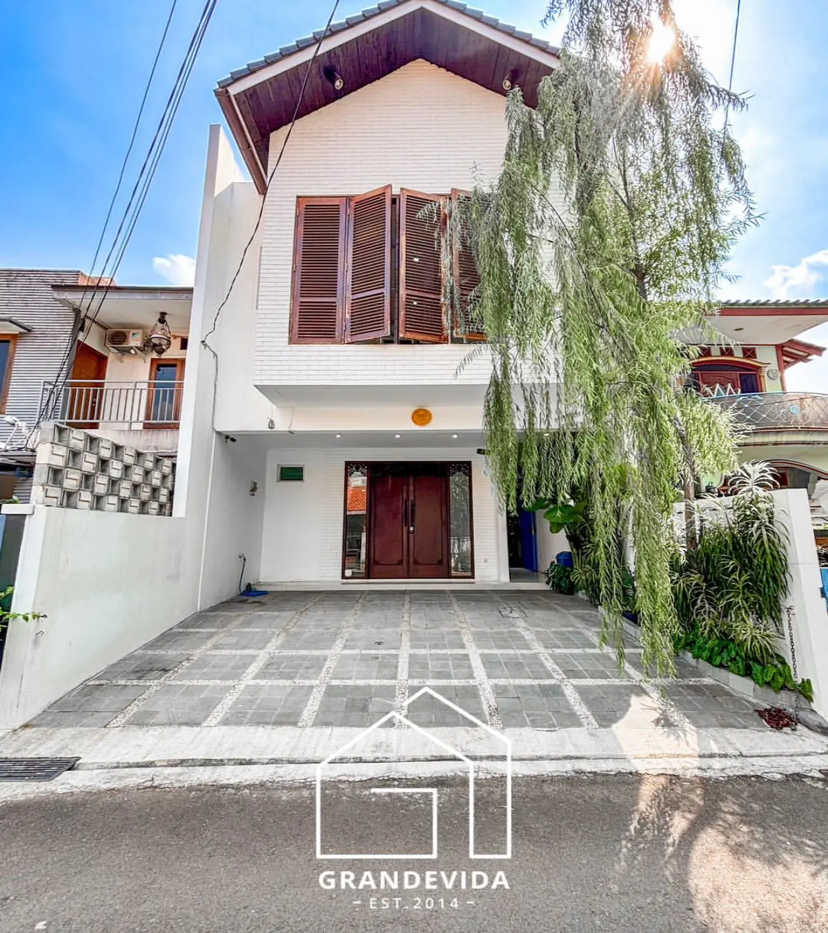 Rumah dijual di Cilandak Jakarta Selatan - Rumah Dijual di Cilandak Dalam Komplek (tampak samping)