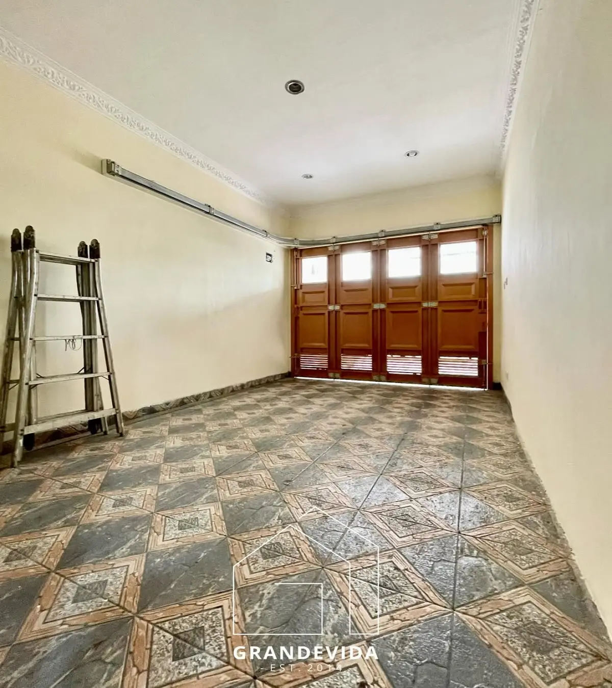 Rumah dijual di Tebet Jakarta Selatan - Rumah Dijual di Tebet (ruang tamu)