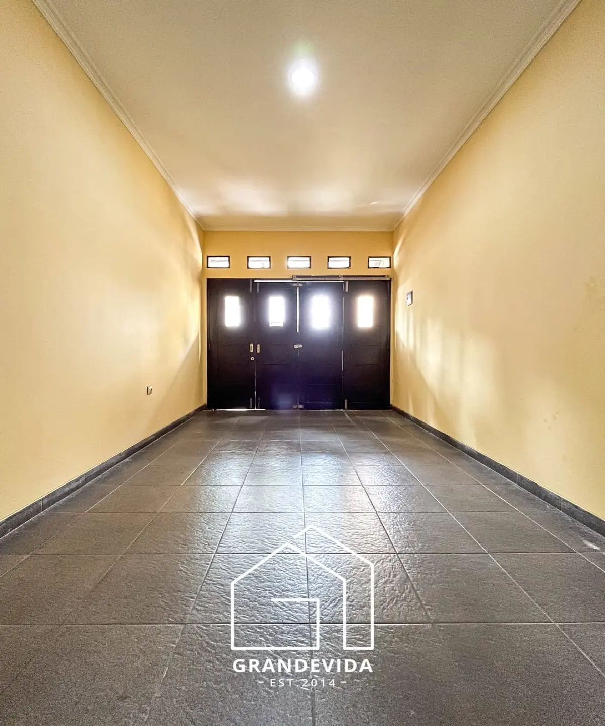 Rumah dijual di Pondok Labu Jakarta Selatan - Rumah Dijual di Pondok Labu (tampak samping)