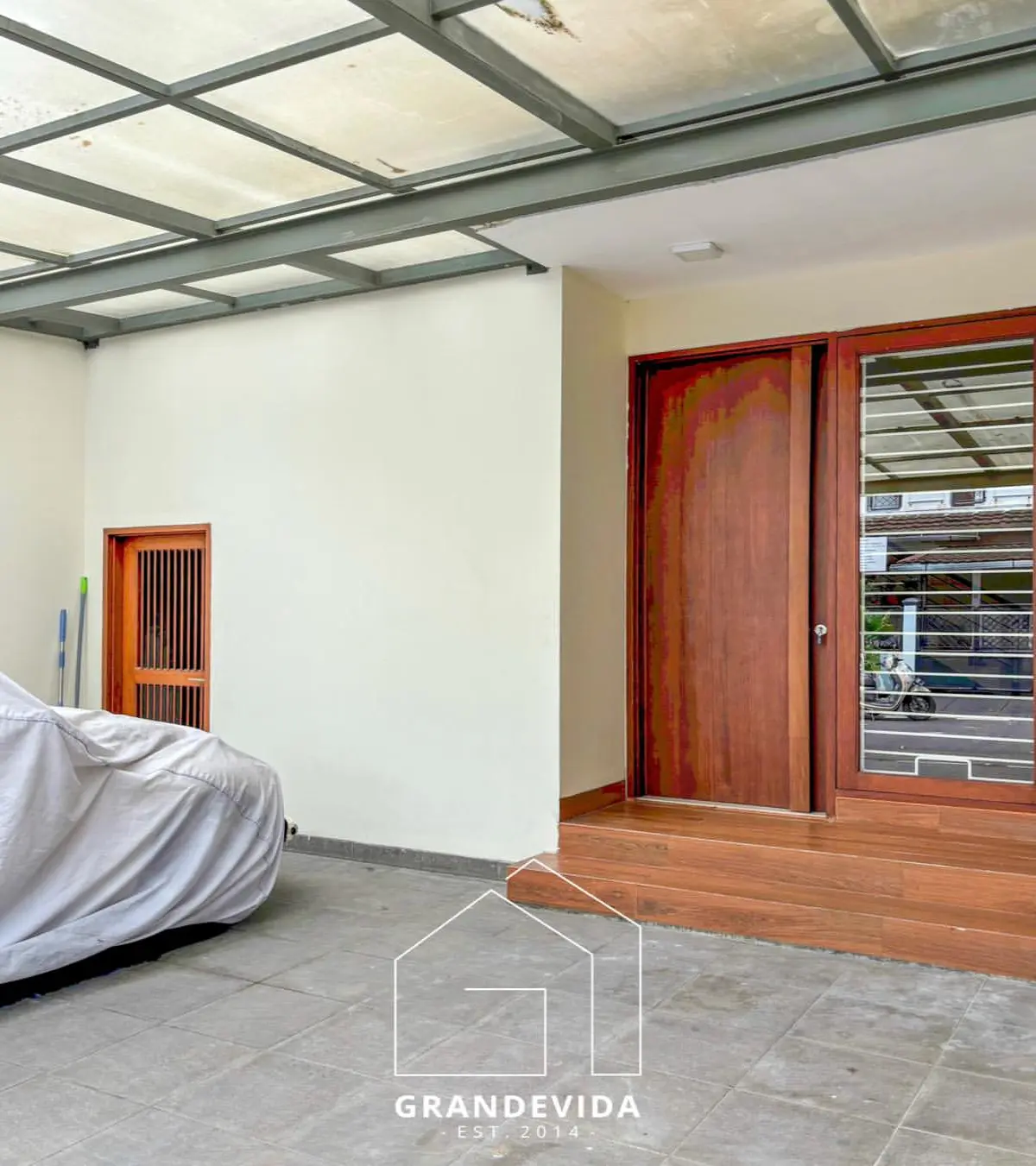 Rumah dijual di Pondok indah Jakarta Selatan - Rumah Dijual di Pondok Indah Alam Segar Row Jalan Besar