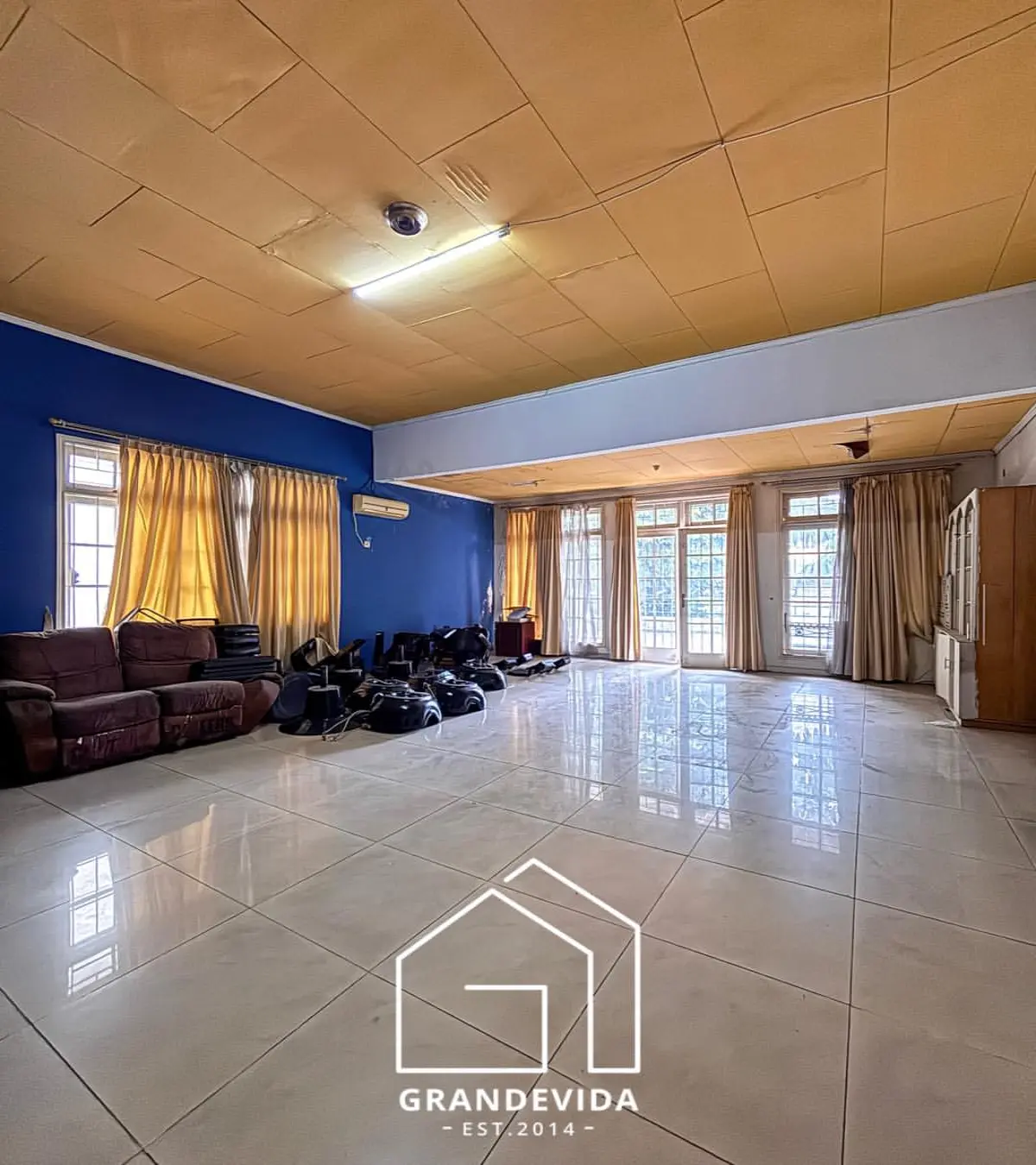 Rumah dijual di Pondok indah Jakarta Selatan - Rumah Dijual di Metro Kencana Pondok Indah