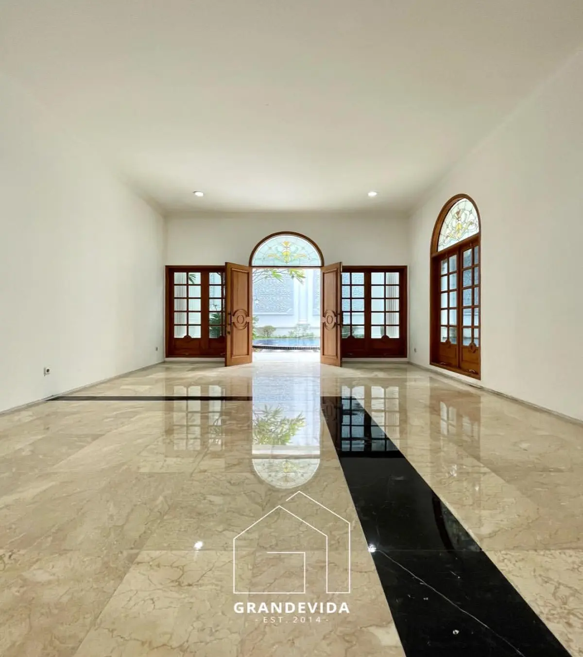 Rumah dijual di Pondok indah Jakarta Selatan - Rumah Dijual Metro Pondok Indah Full Renovasi