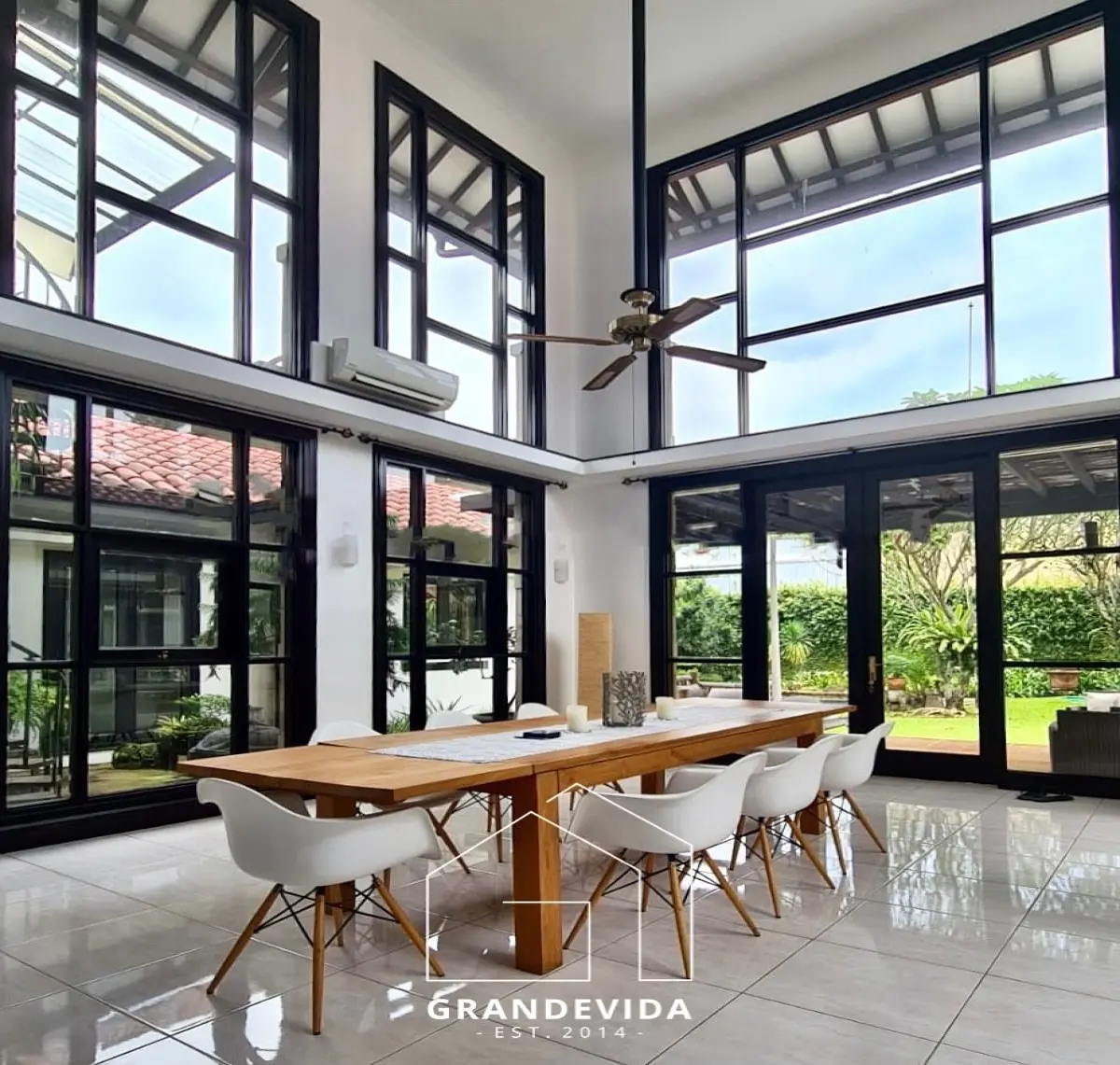 Rumah Dijual di Bukit Golf Pondok Indah